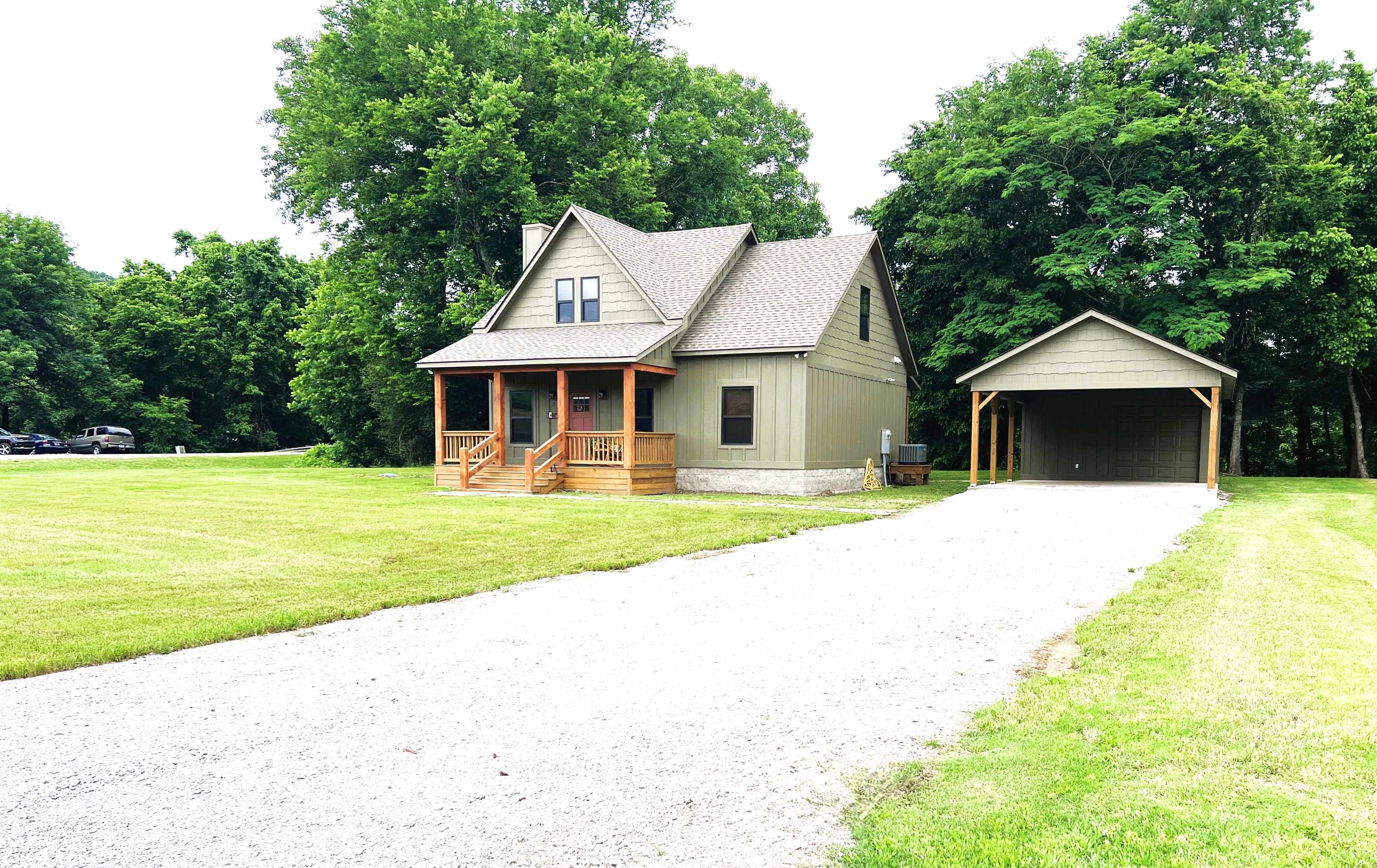 2 N Riverview Lane Property Photo 1