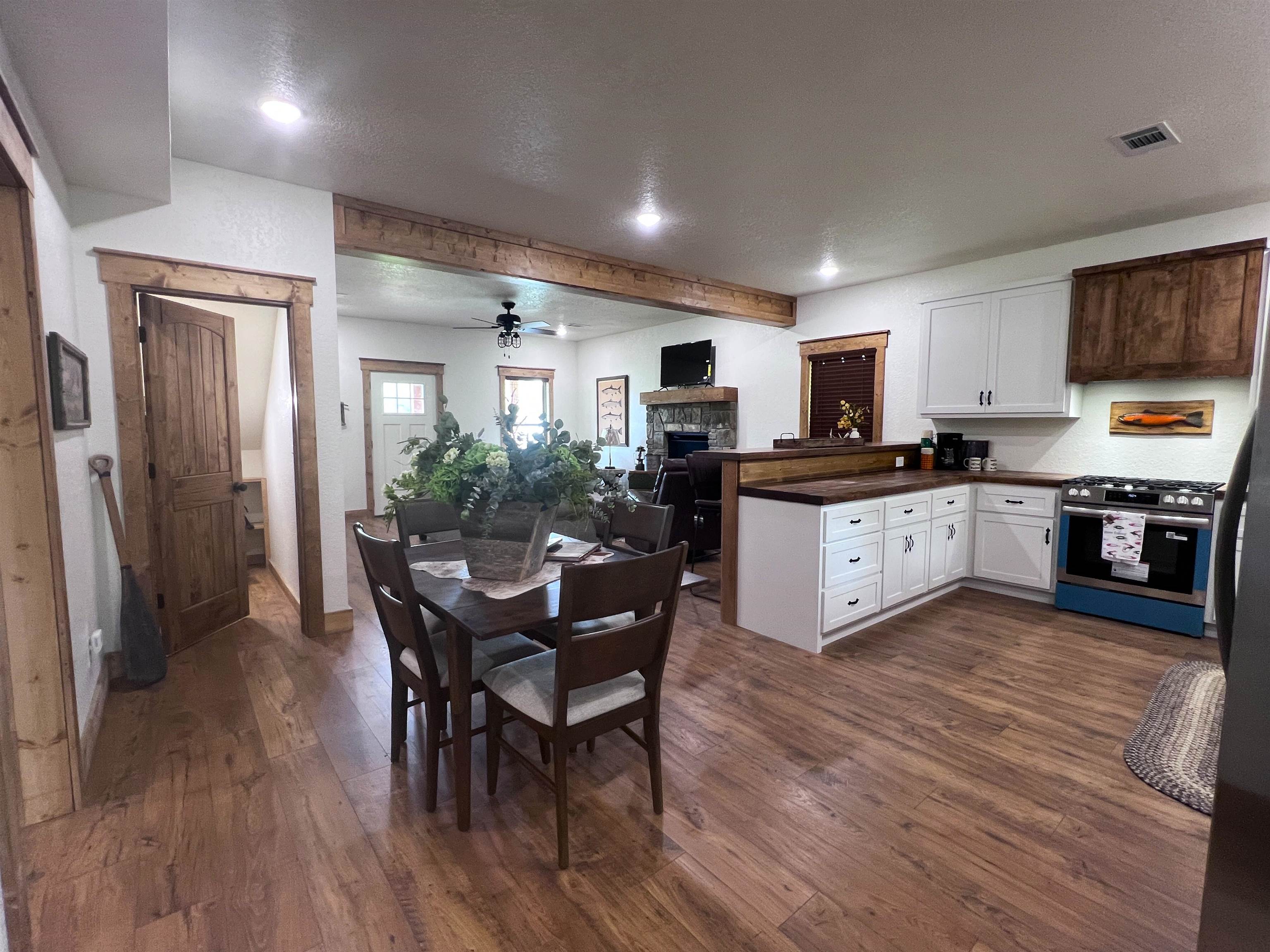 2 N Riverview Lane Property Photo 10