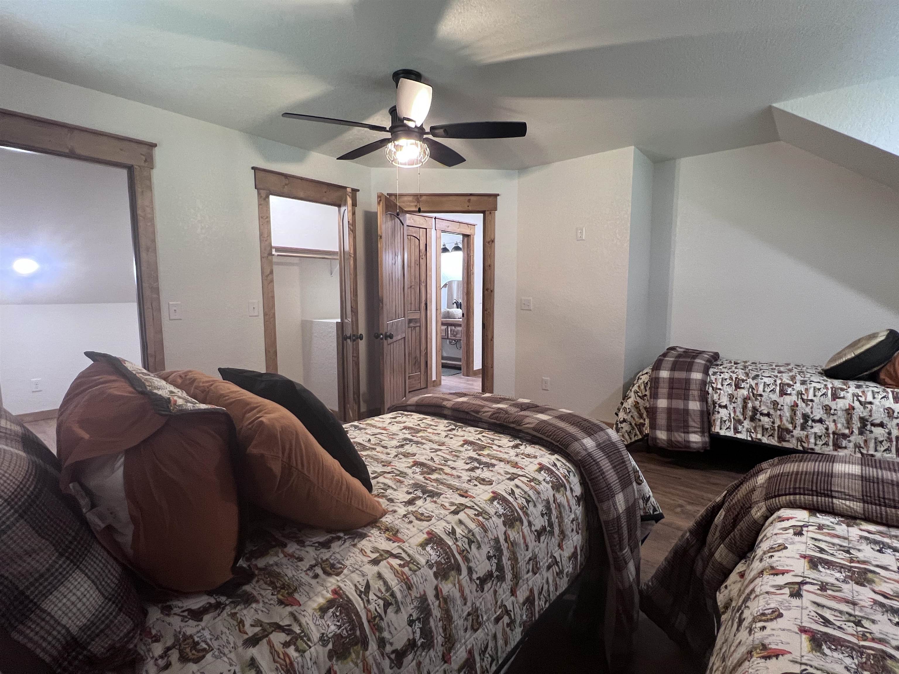 2 N Riverview Lane Property Photo 18