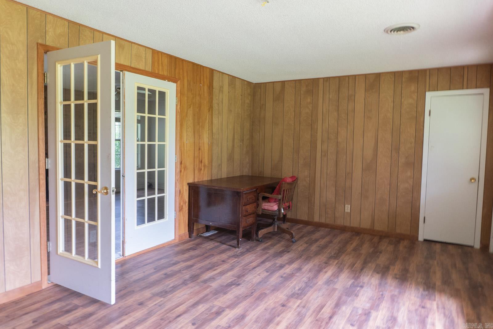 6961 W Hwy 8 Property Photo 10