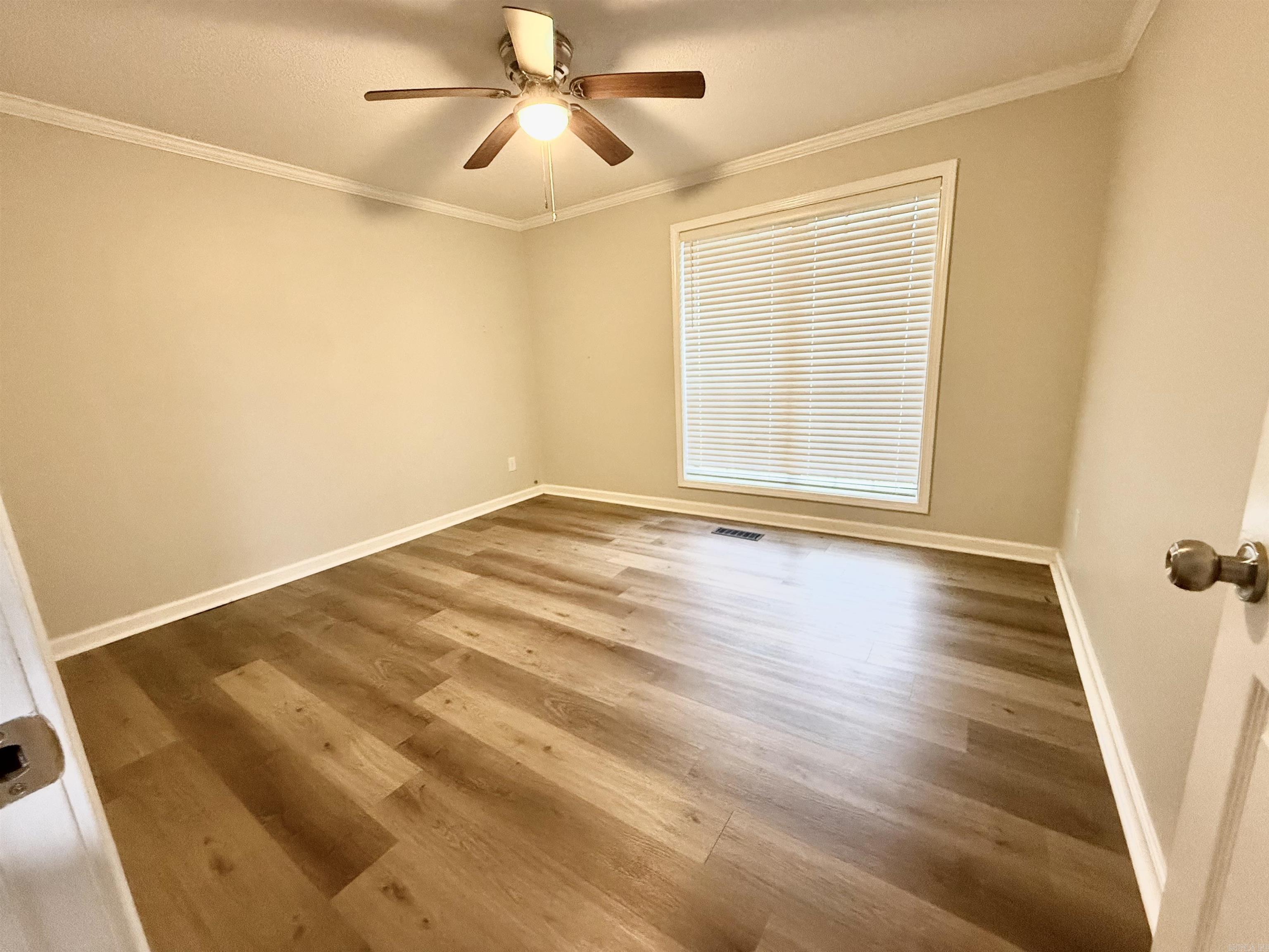 407 Meriwether Property Photo 9