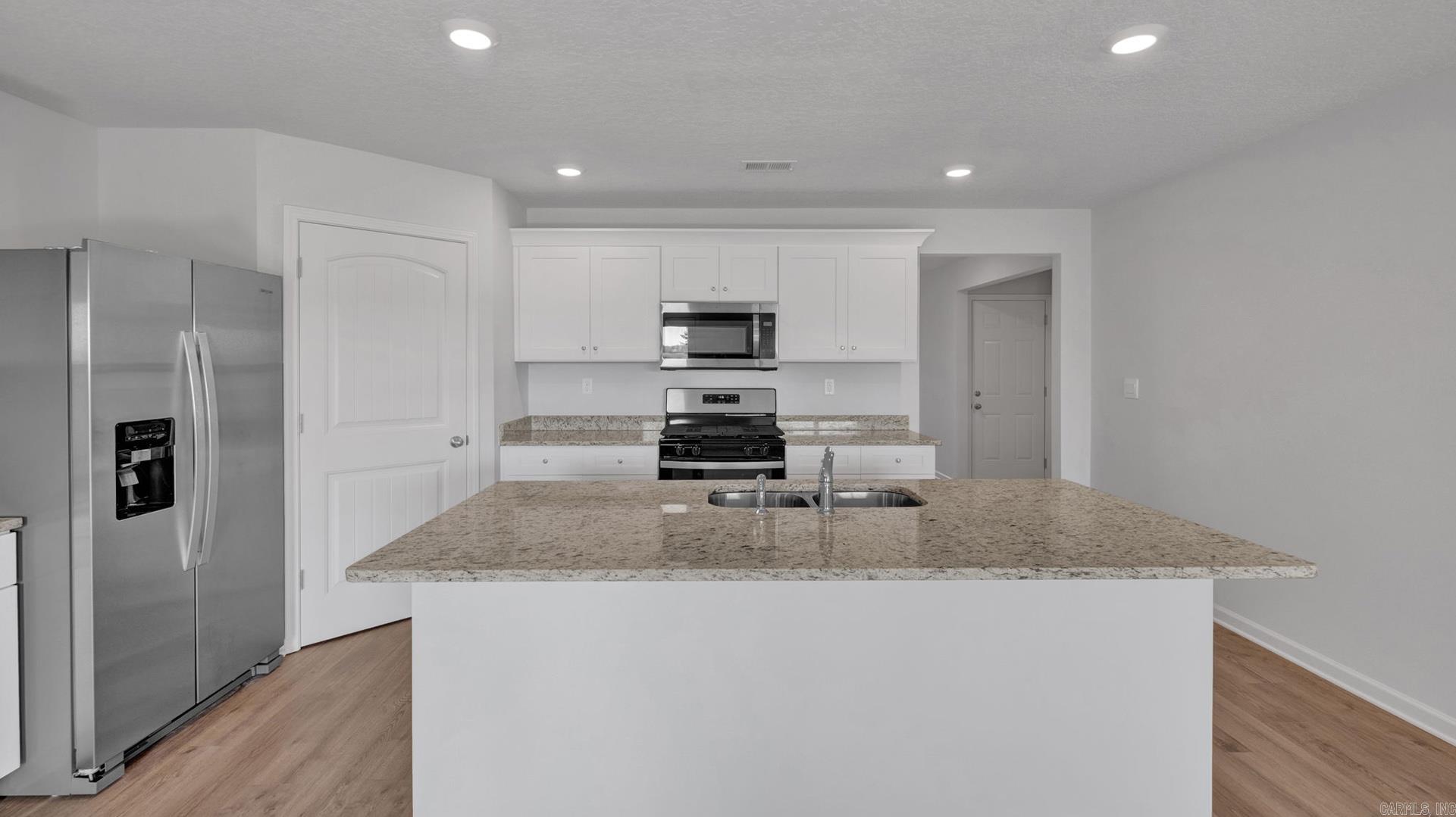 73 Clearwater Drive Property Photo 4