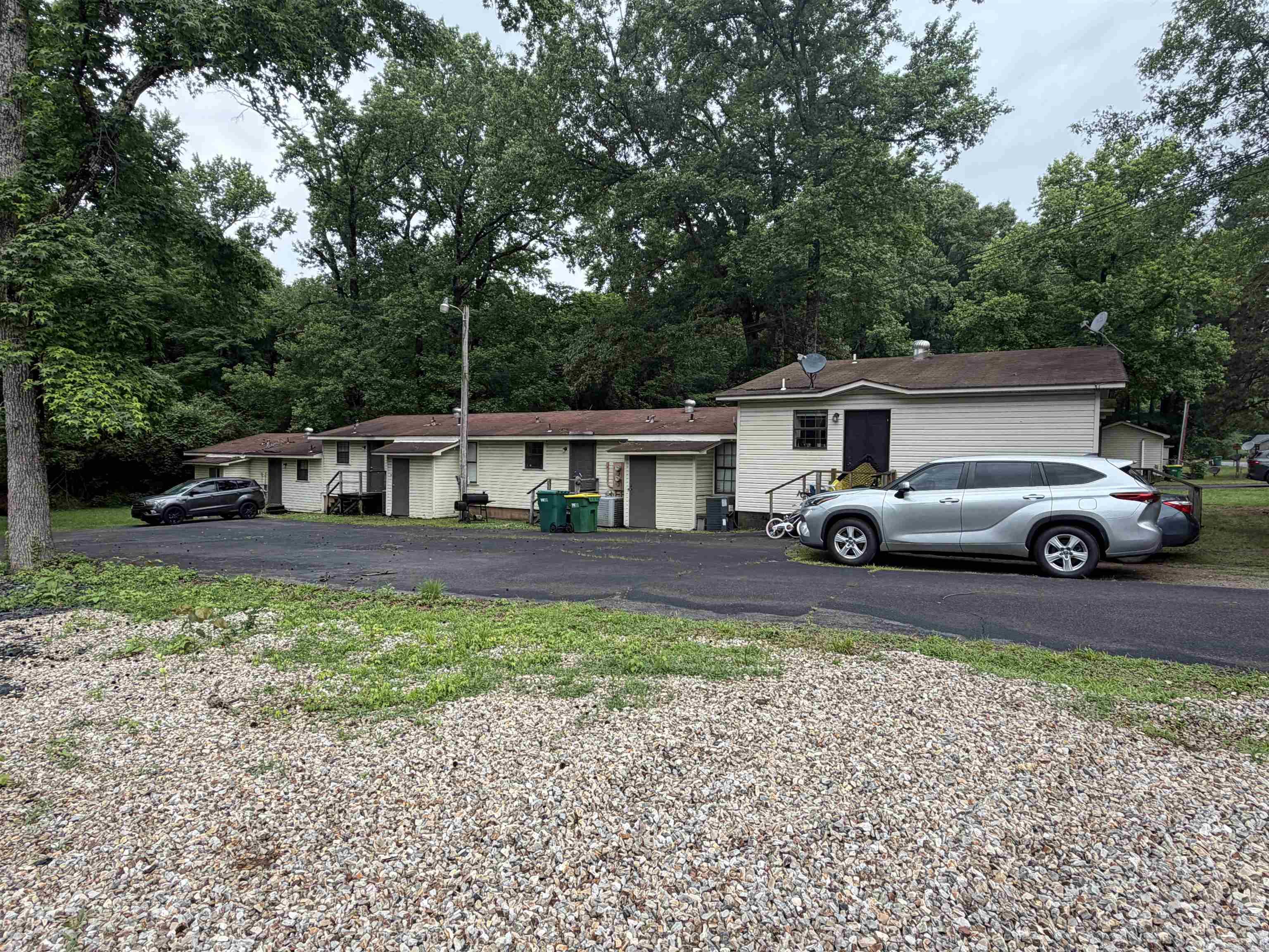 19115 Colonel Glenn Road Property Photo 6