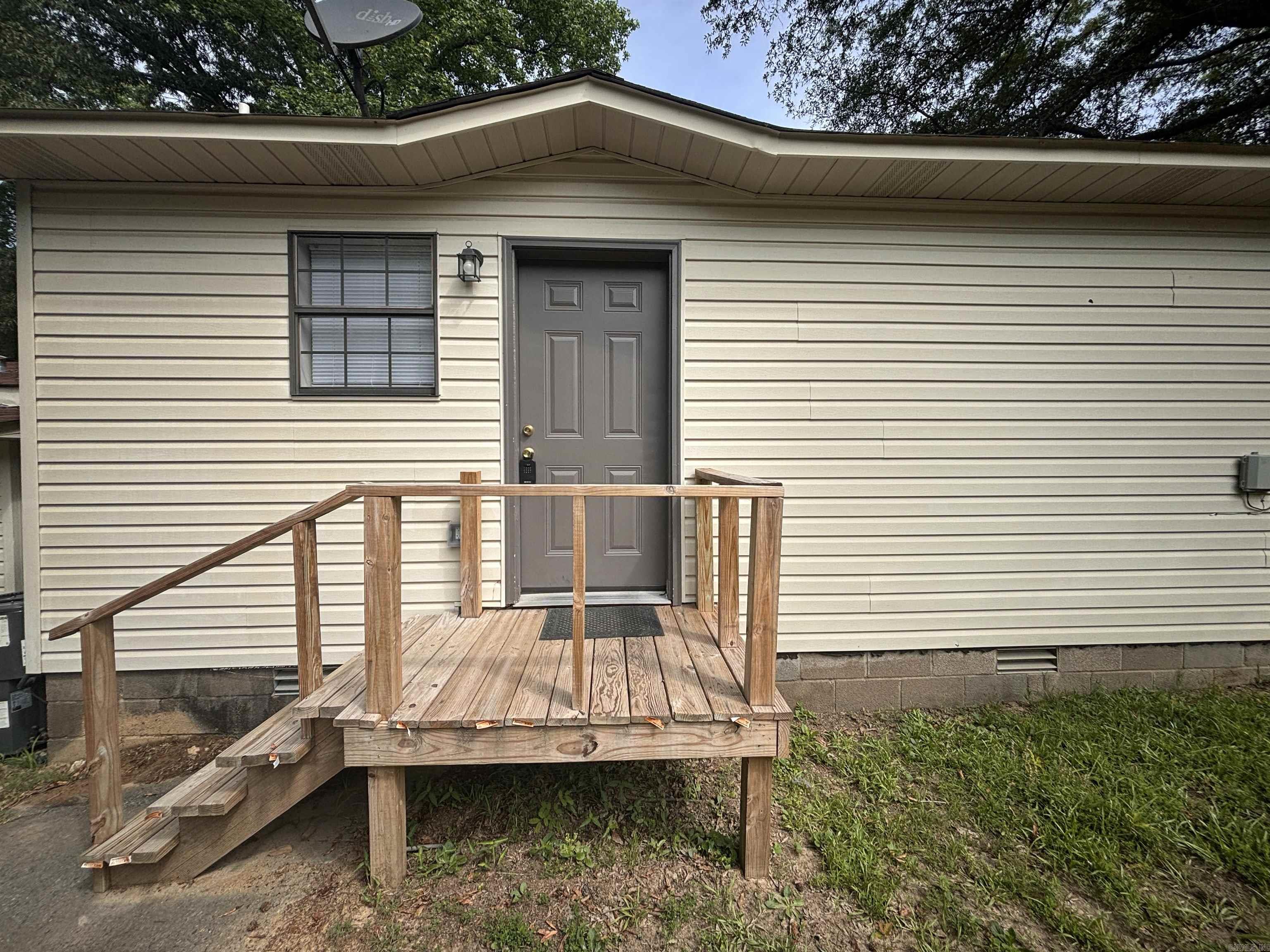 19115 Colonel Glenn Road Property Photo 9