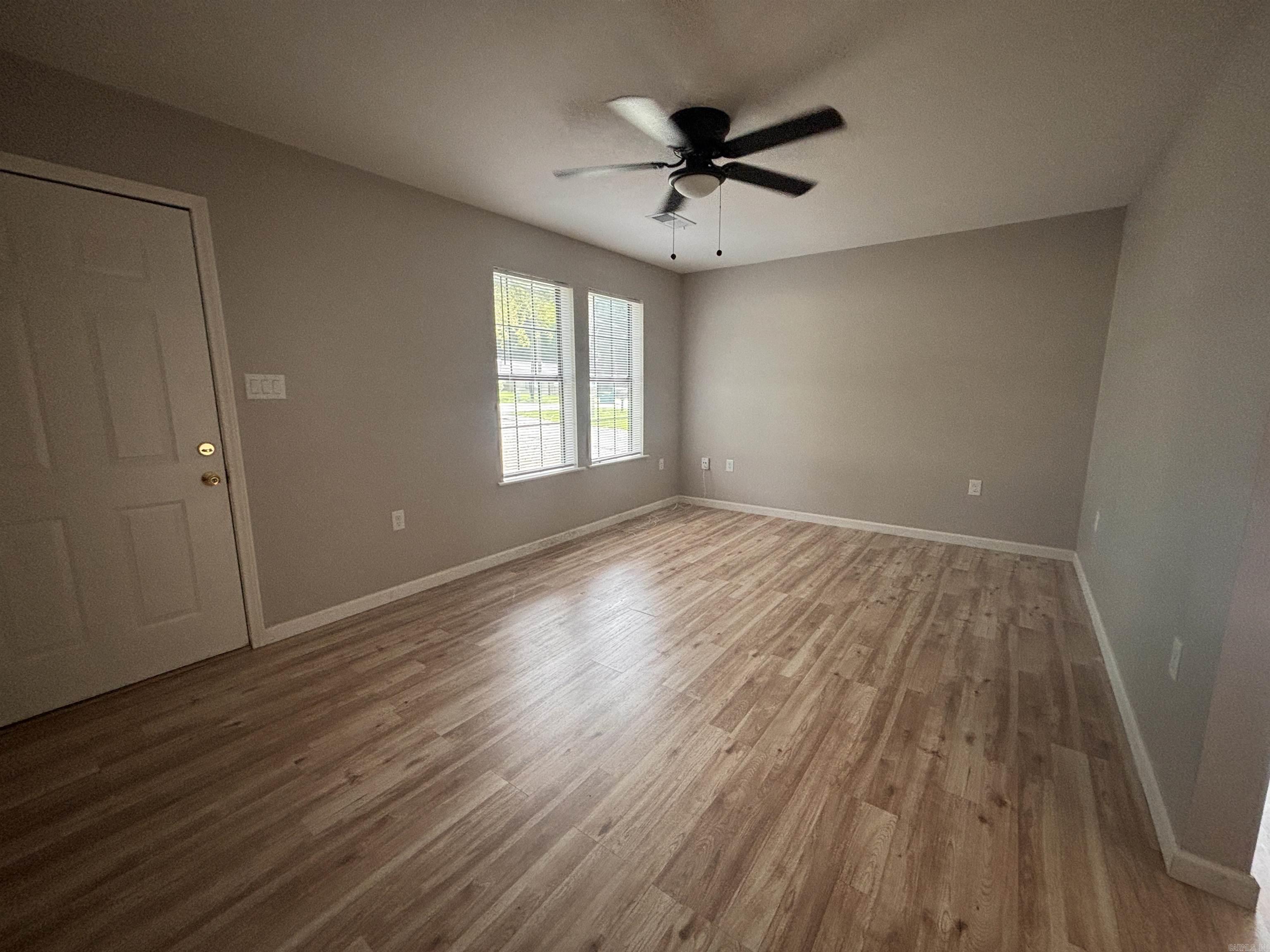 19115 Colonel Glenn Road Property Photo 10