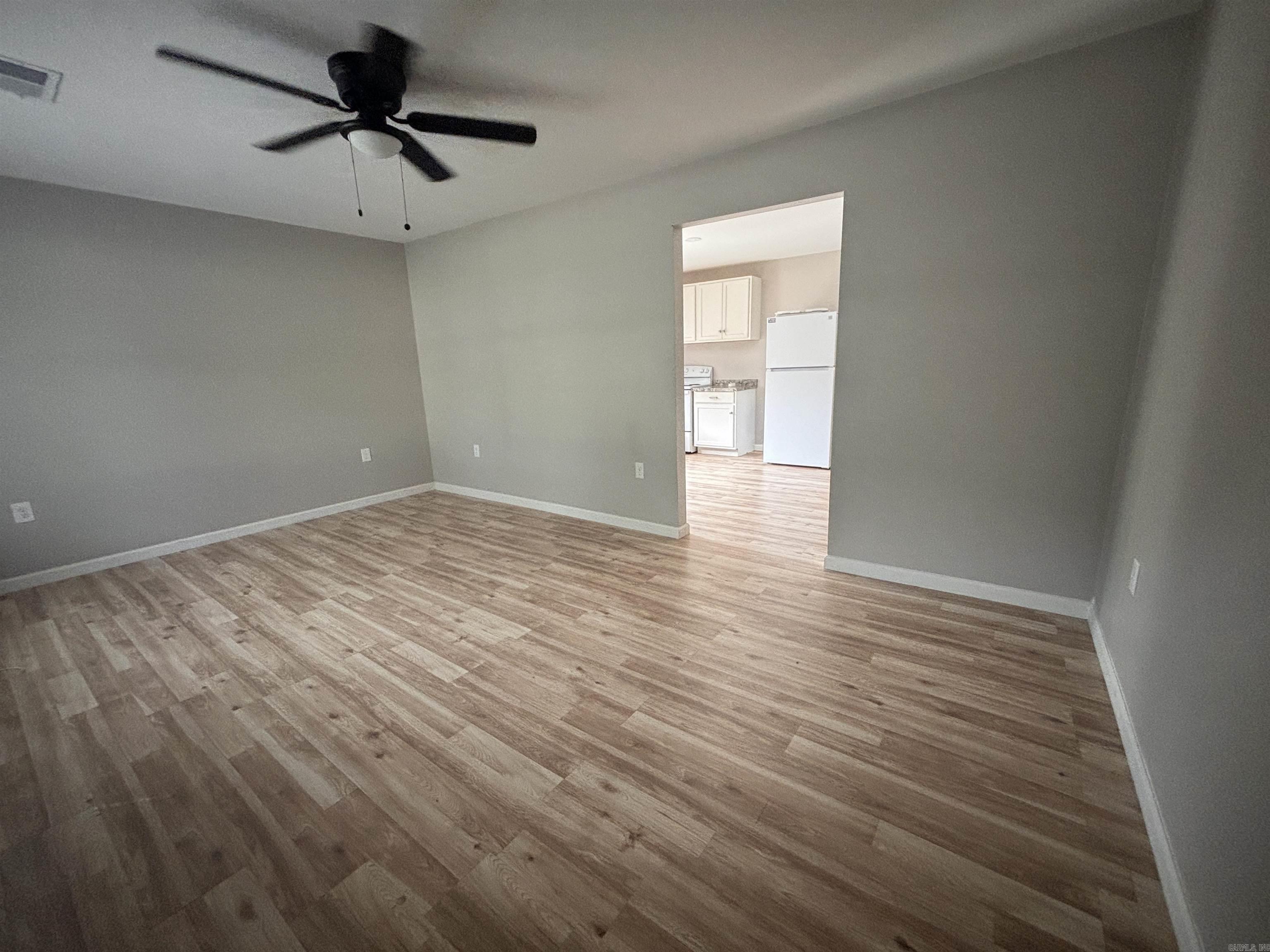 19115 Colonel Glenn Road Property Photo 11