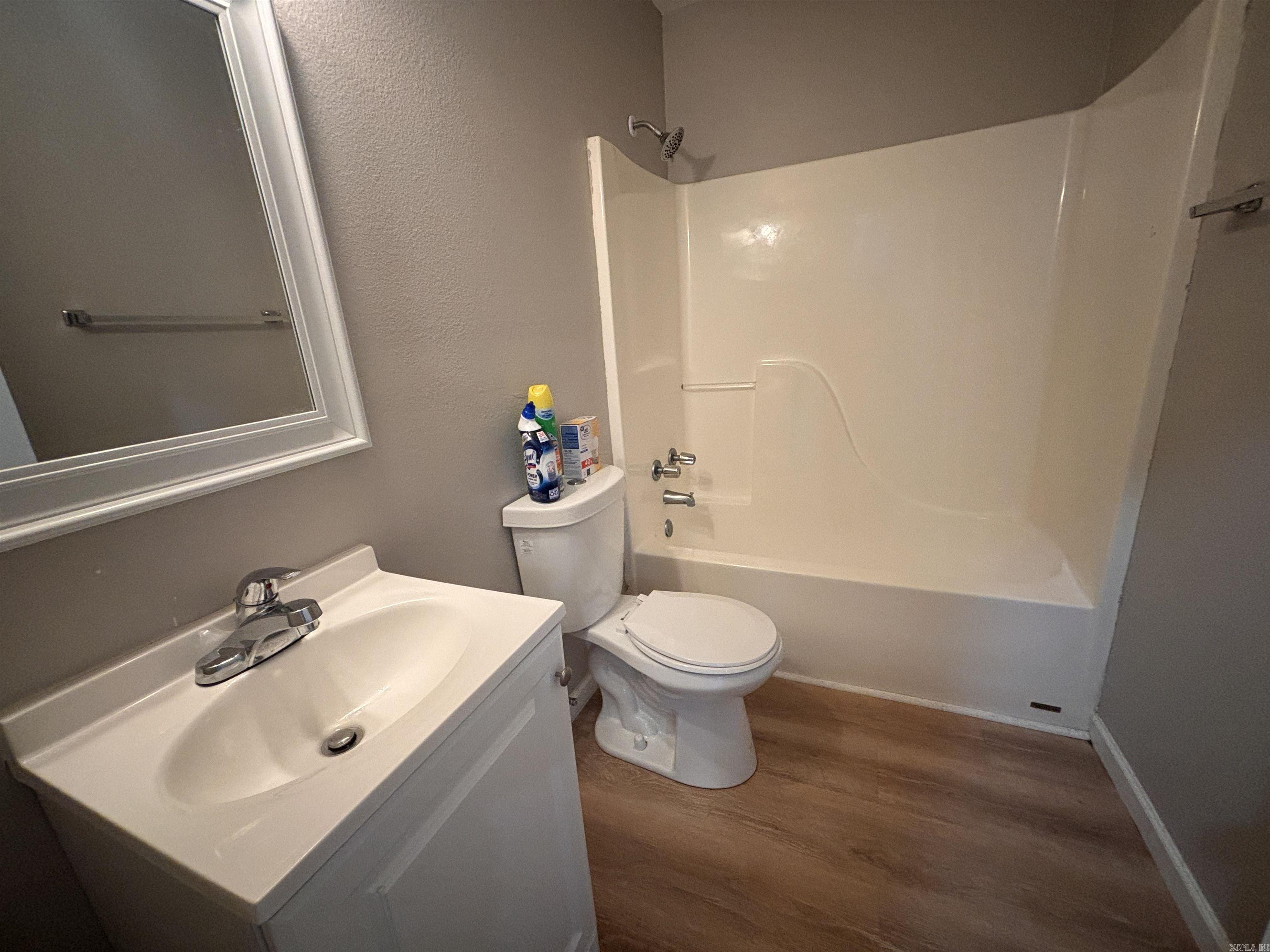 19115 Colonel Glenn Road Property Photo 16