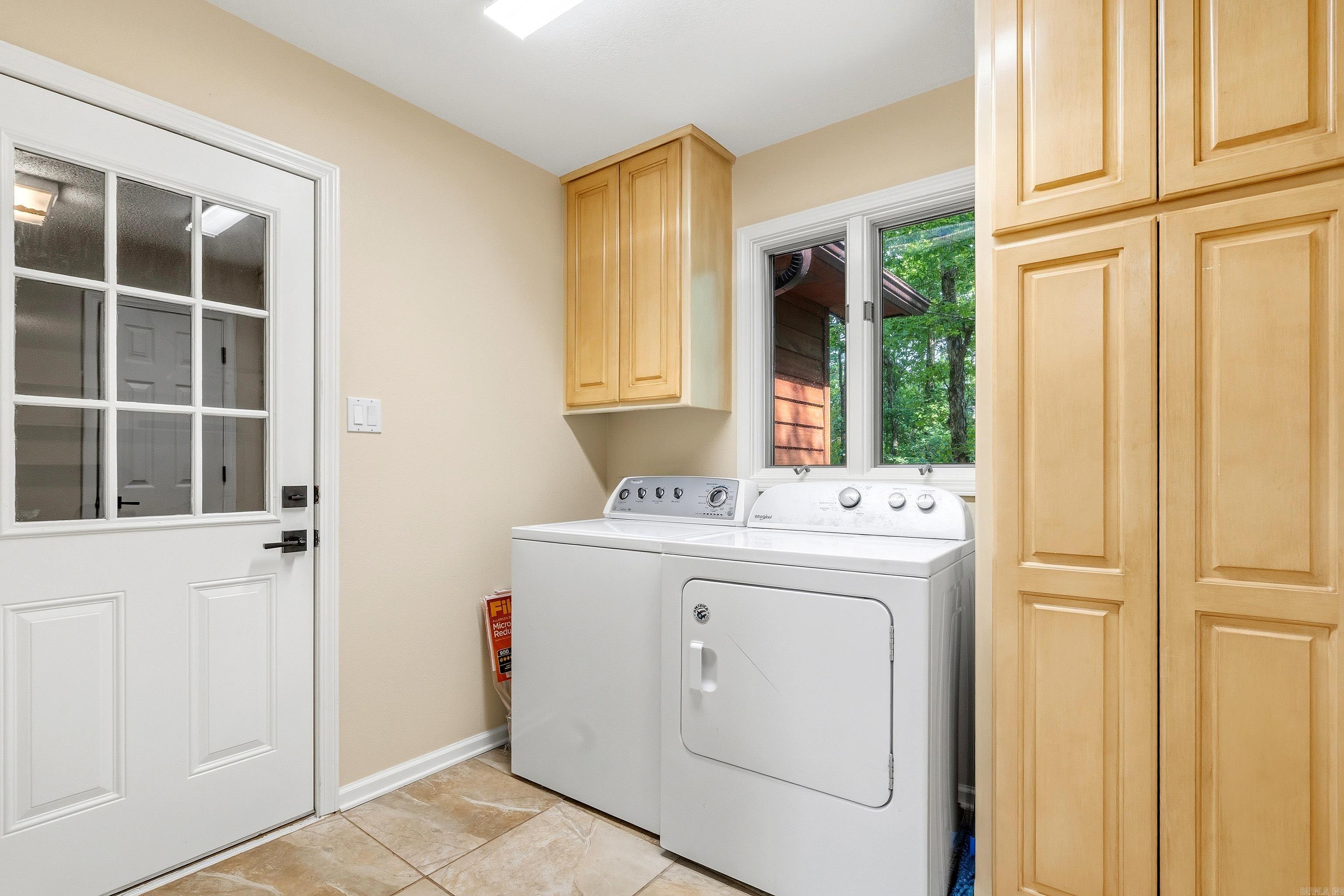 4 Curso Lane Property Photo 17