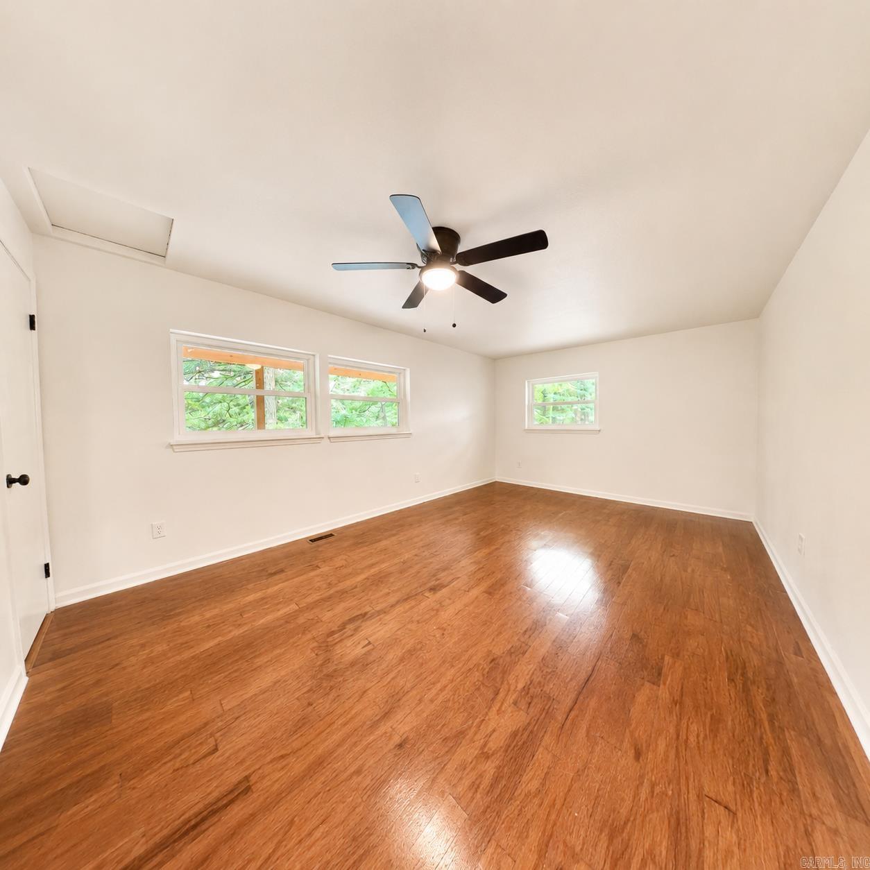 636 W Cliff Drive Property Photo 18