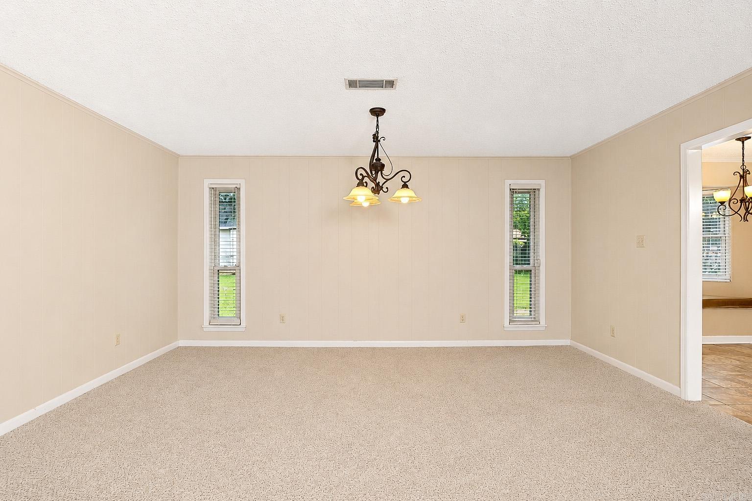 2221 Meadowpond Trail Property Photo 16