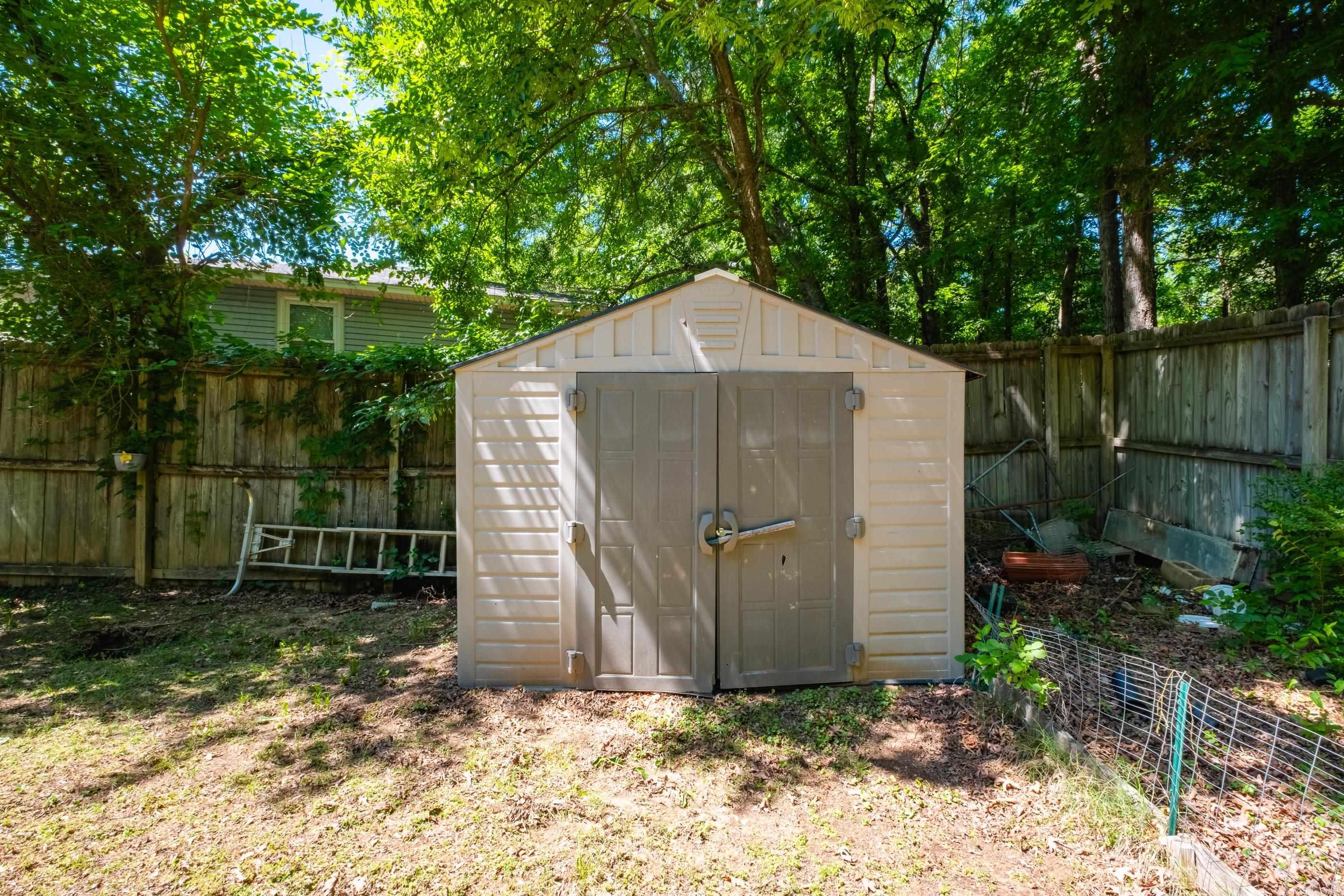 6 Hickory Ridge Road Property Photo 7