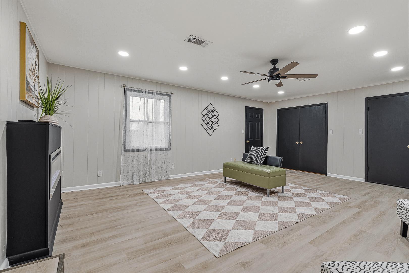 803 Lauderdale Property Photo 8