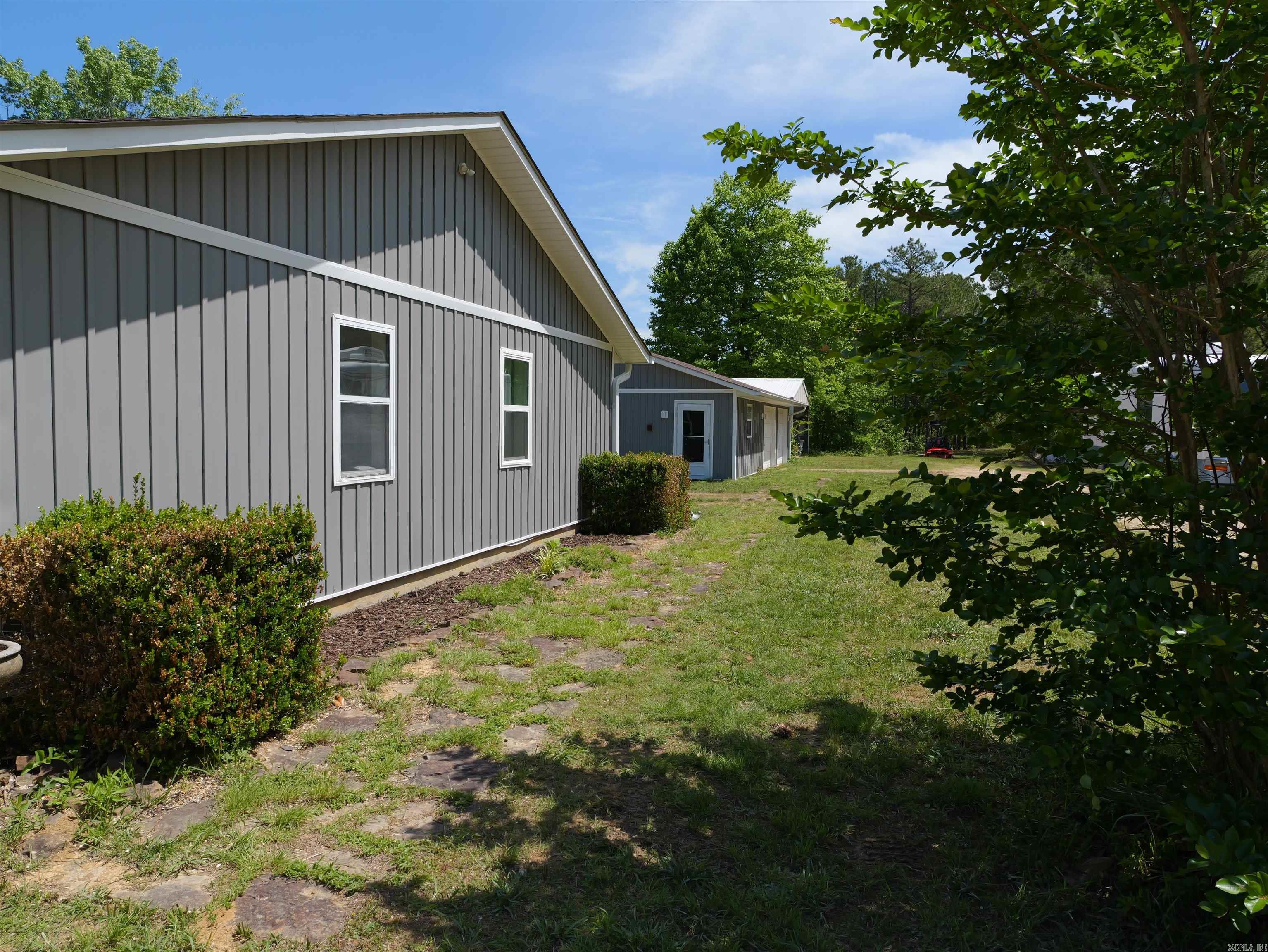19 Wynn Stadium Road Property Photo 4