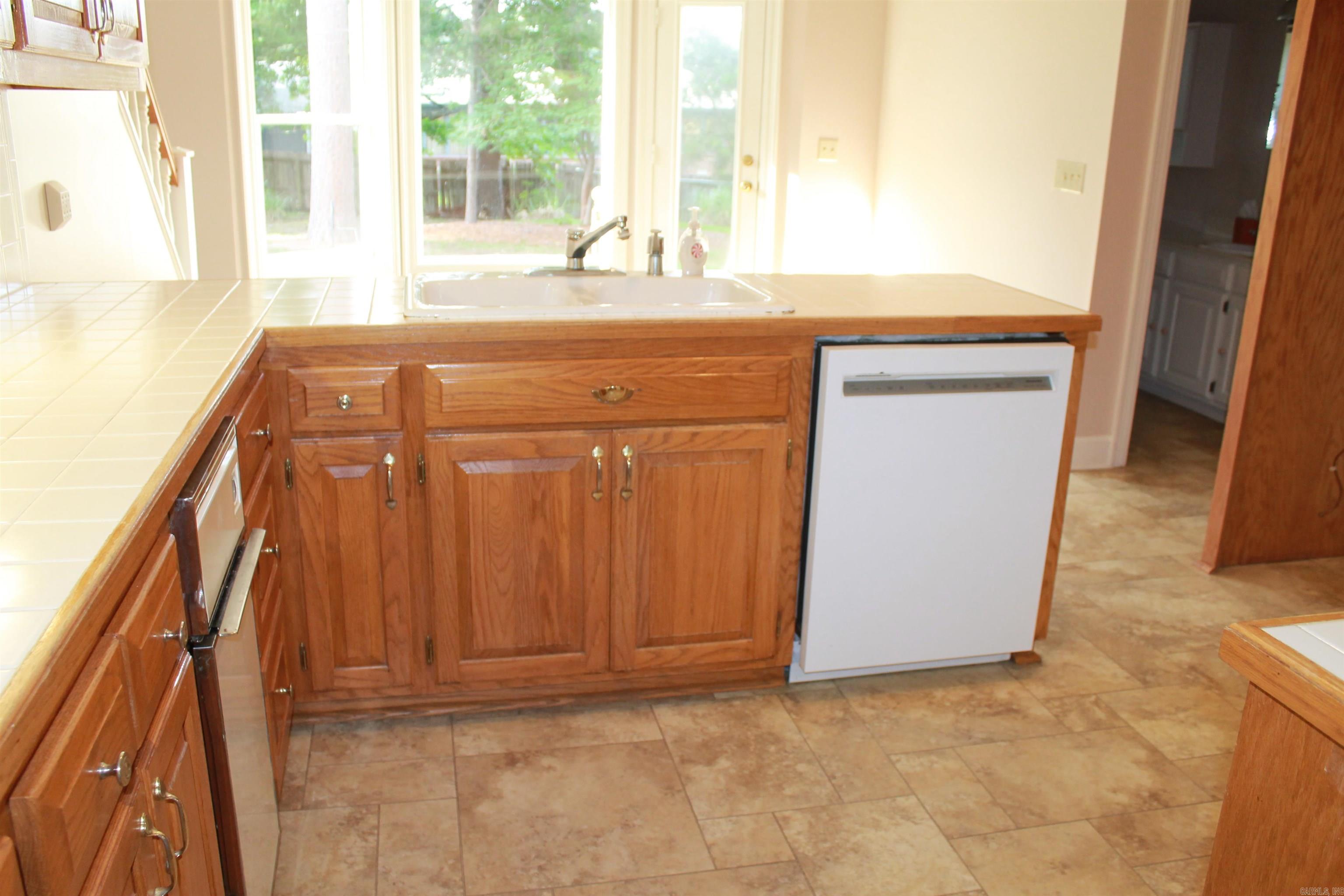 2314 Pathway Property Photo 13