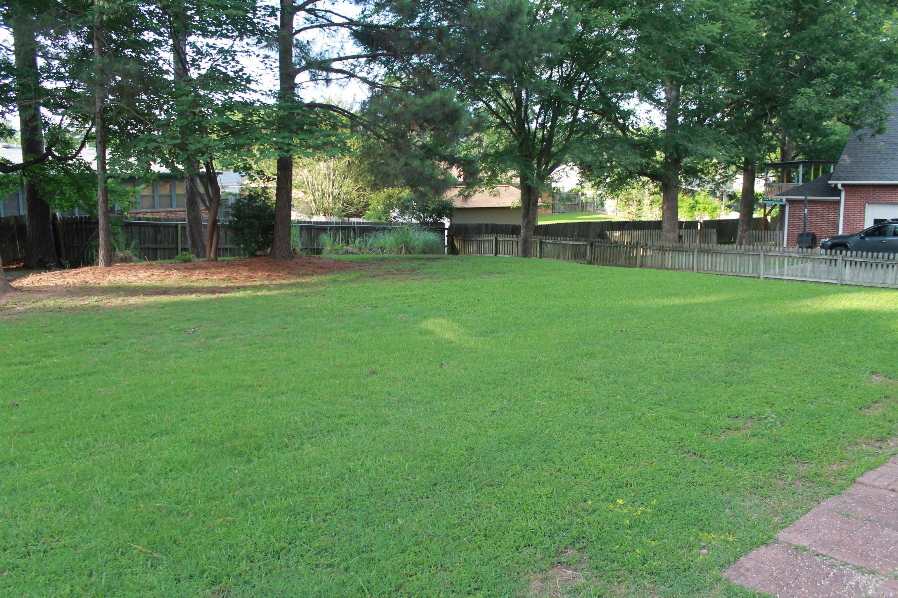 2314 Pathway Property Photo 31