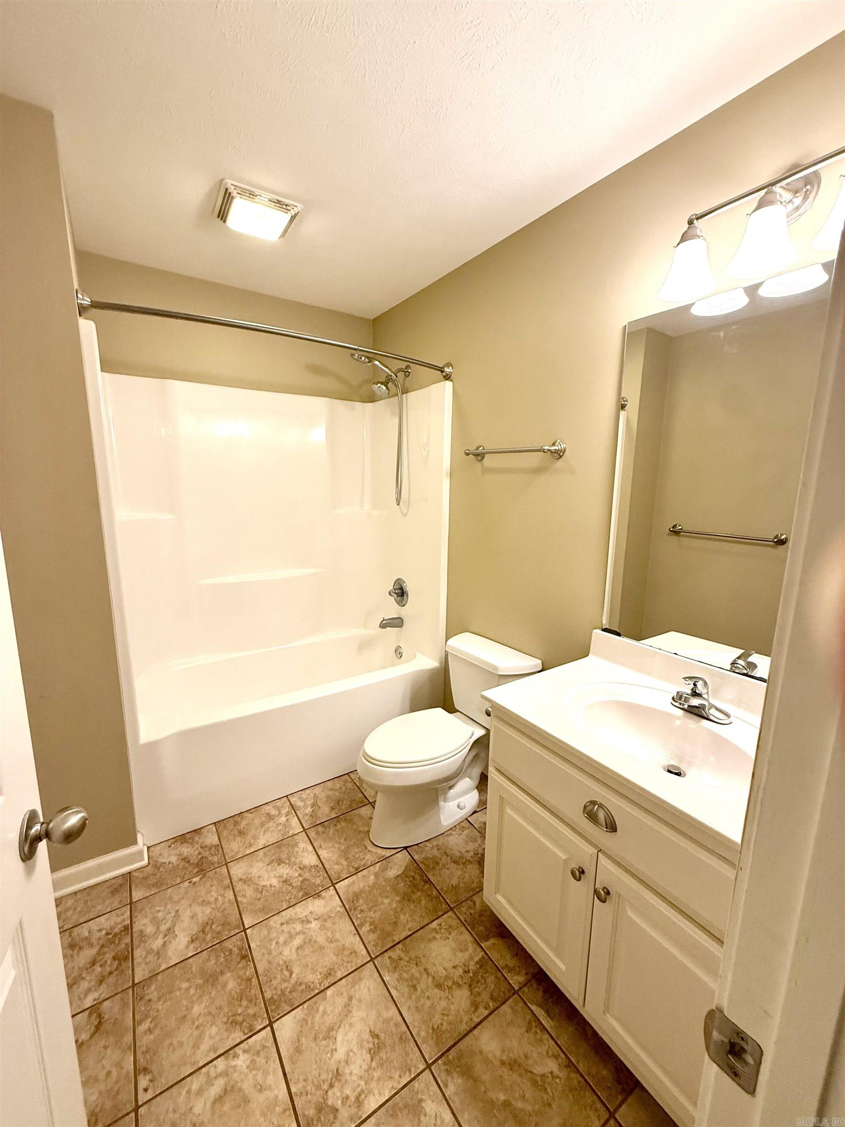 84 Rebecca Lane Property Photo 18