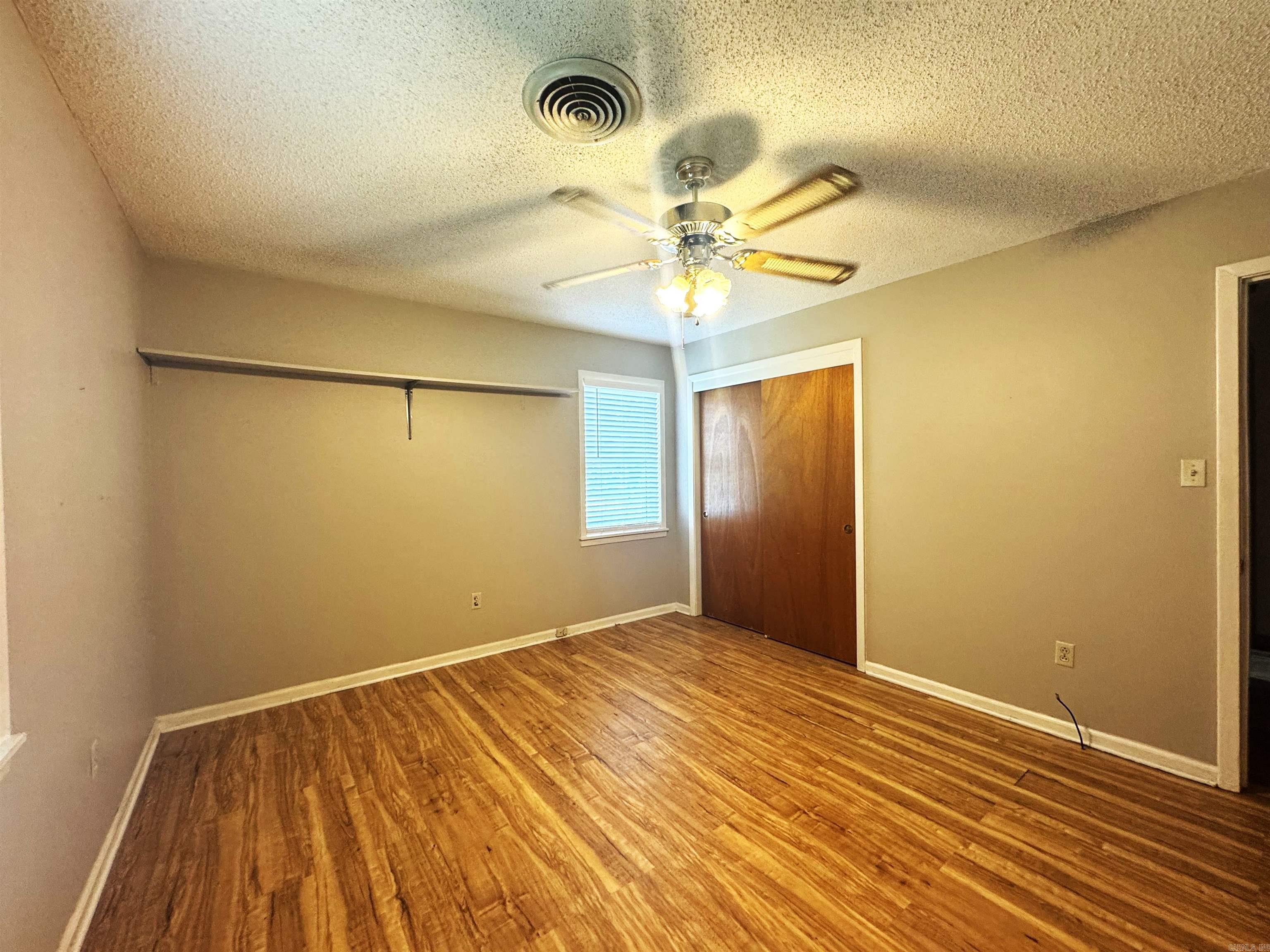 1258 Ouida St Property Photo 18