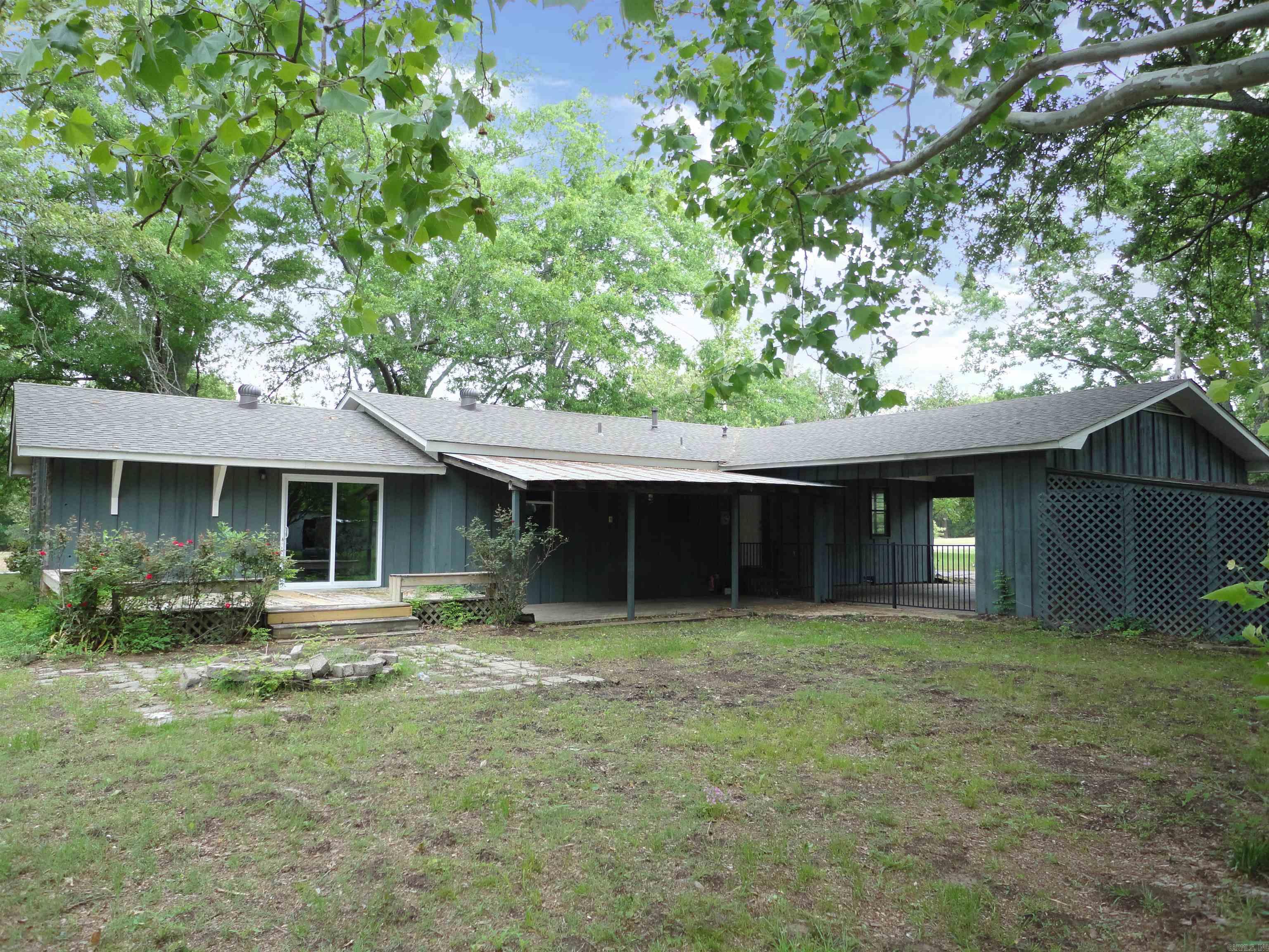 3510 Hwy 63 Property Photo 2