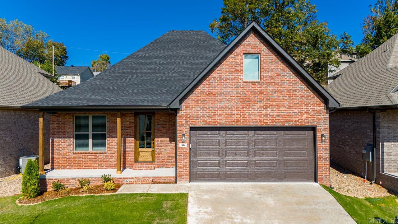 302 Kanis Ridge Drive Property Photo 1