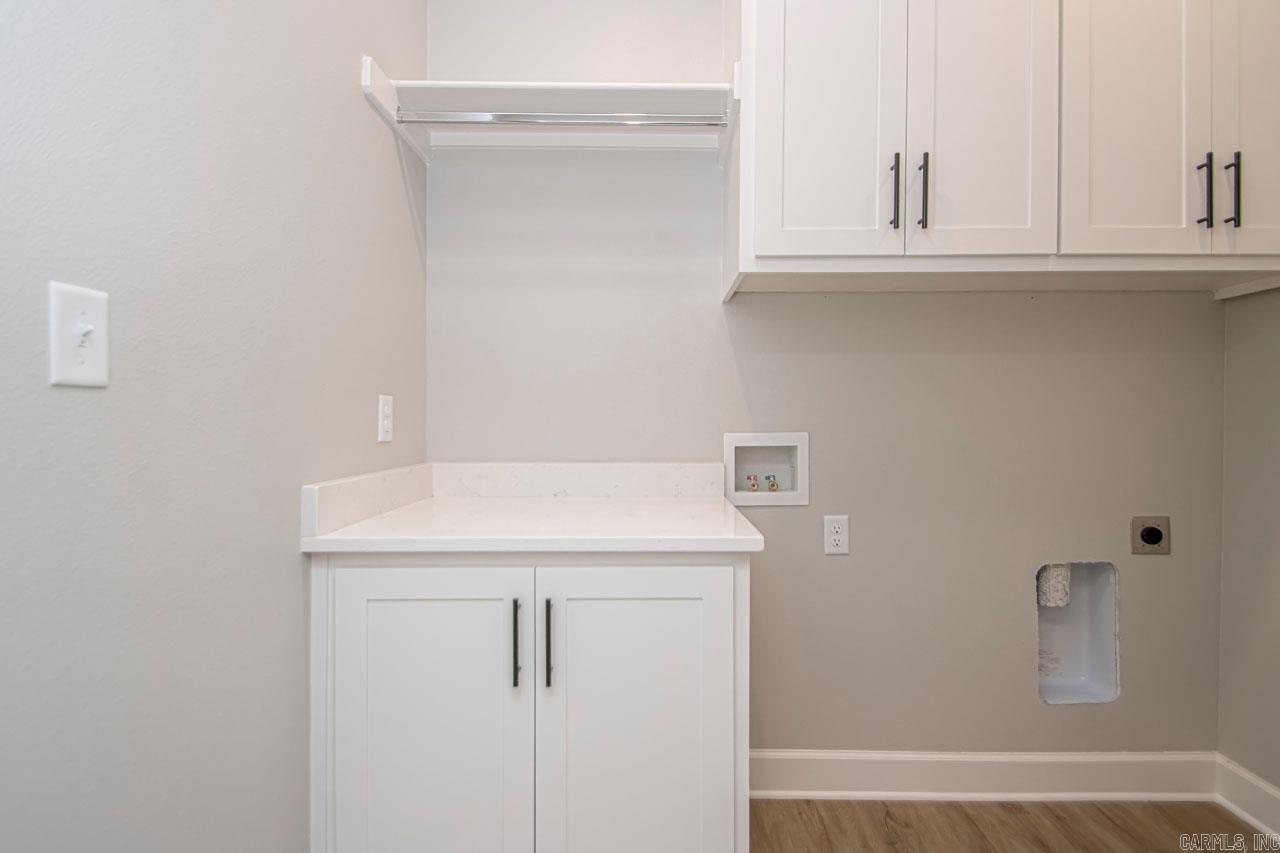 302 Kanis Ridge Drive Property Photo 17