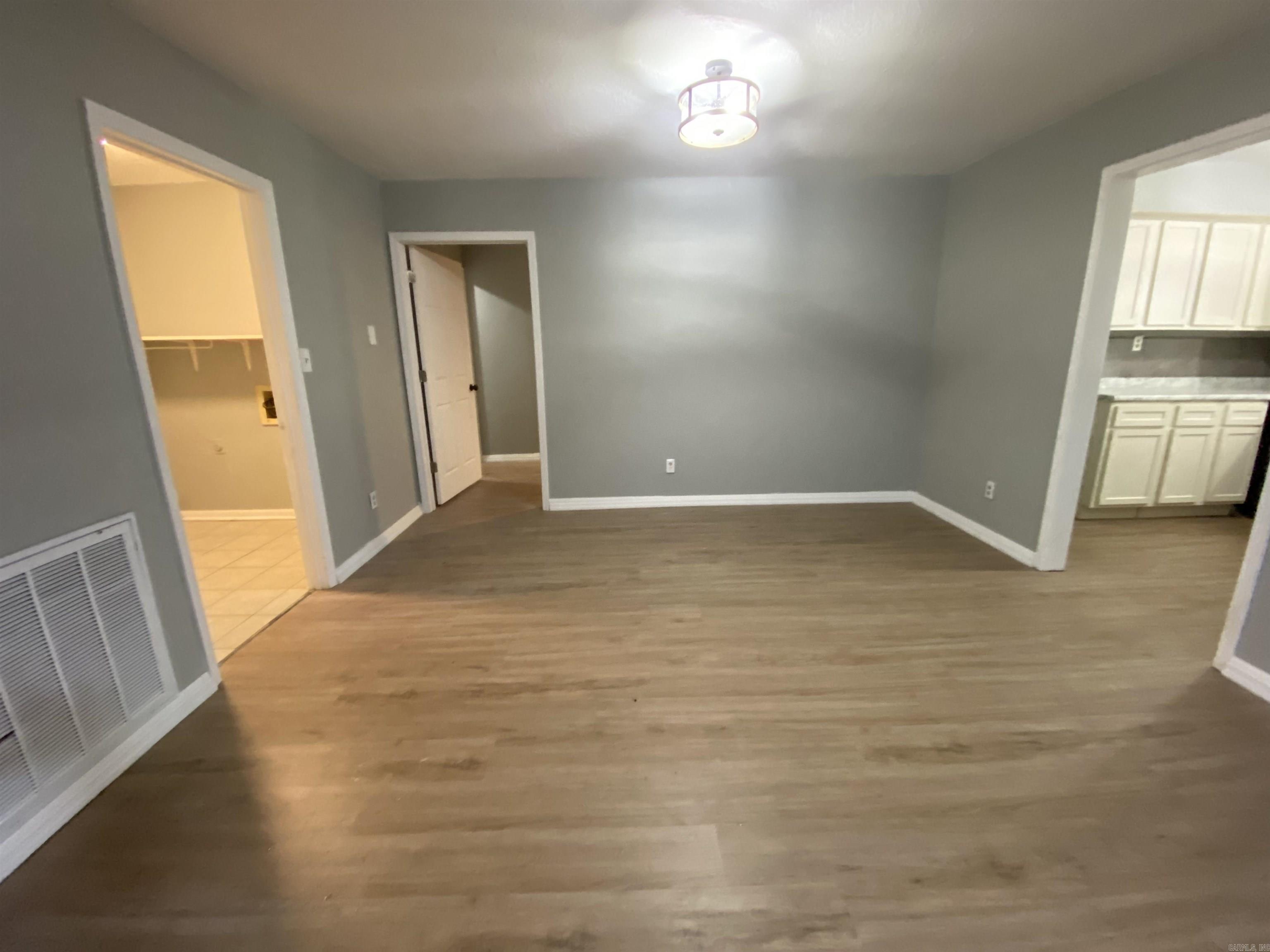 208 Ada Drive Property Photo 4