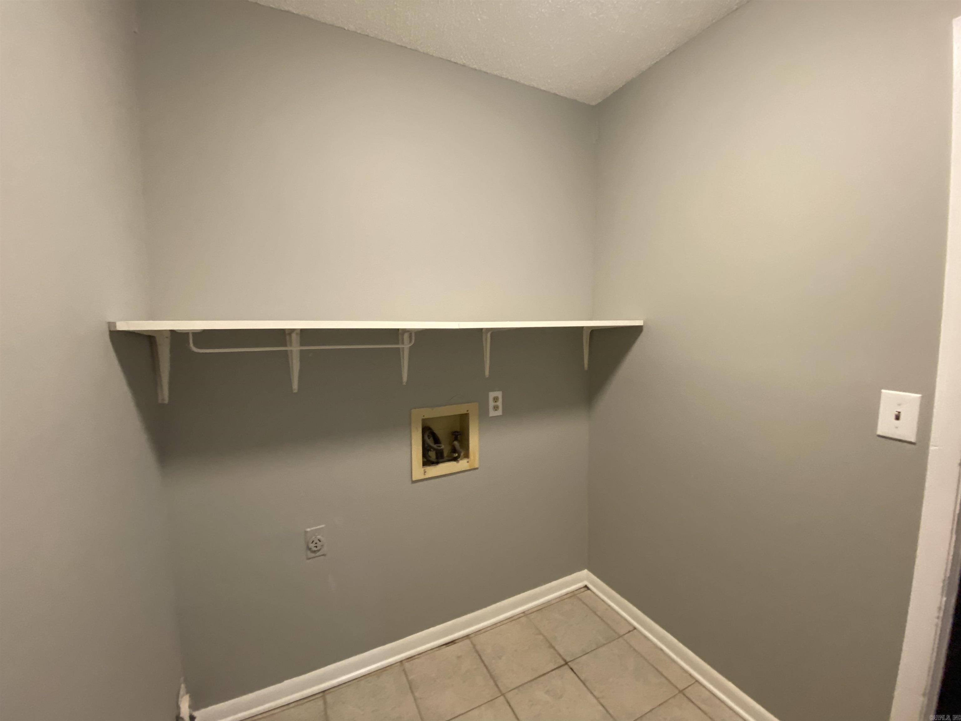 208 Ada Drive Property Photo 25