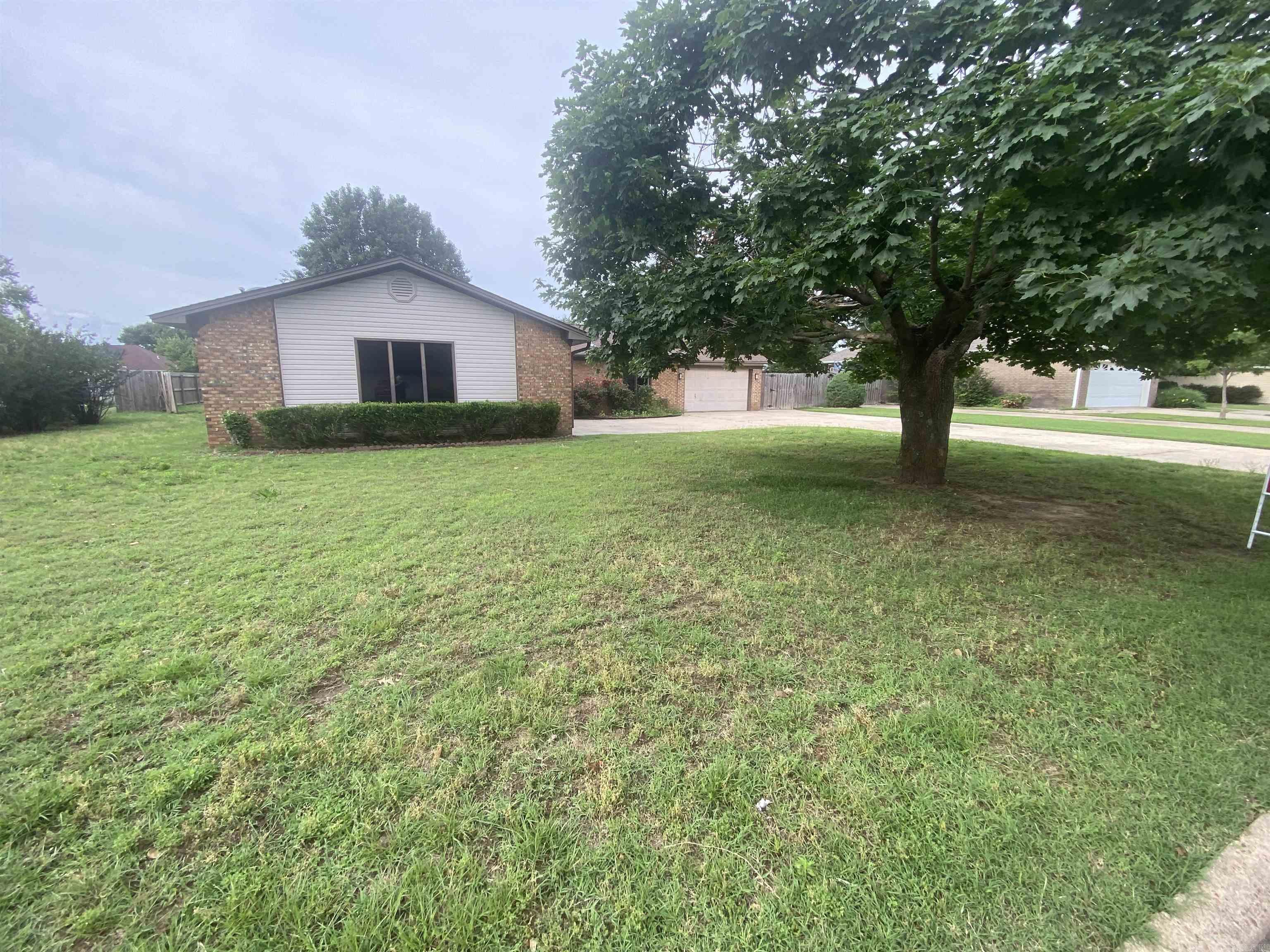 208 Ada Drive Property Photo 29