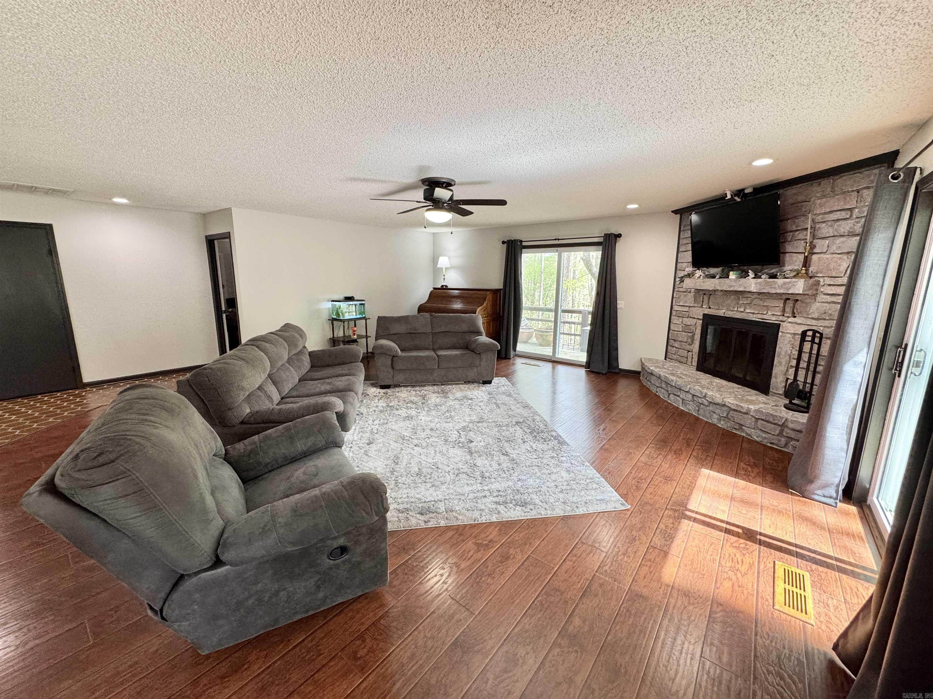 25 Alba Place Property Photo 7