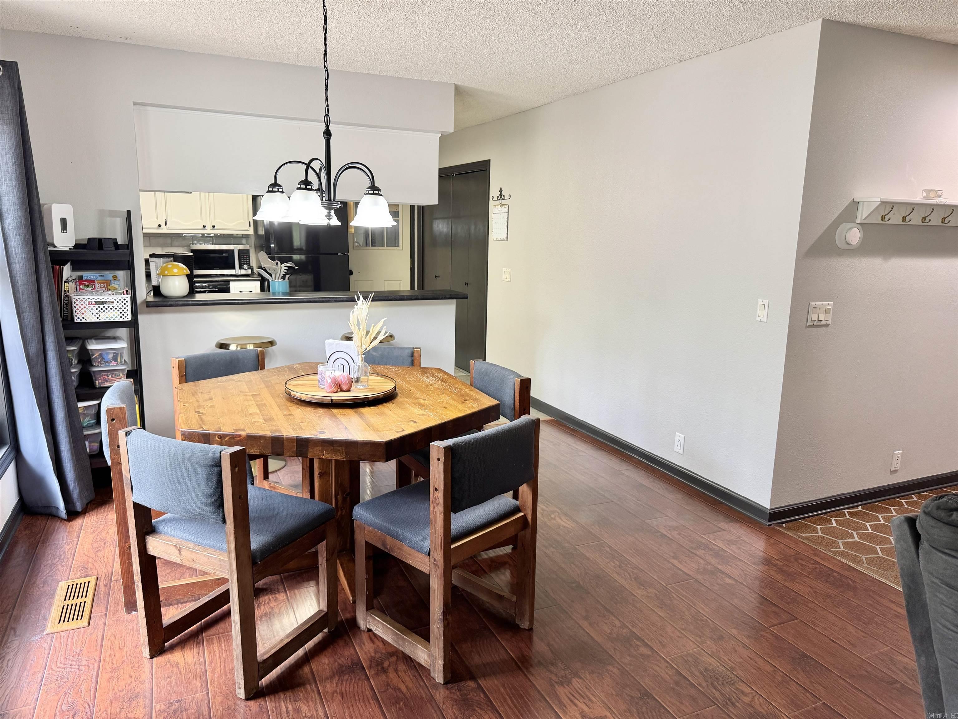 25 Alba Place Property Photo 10