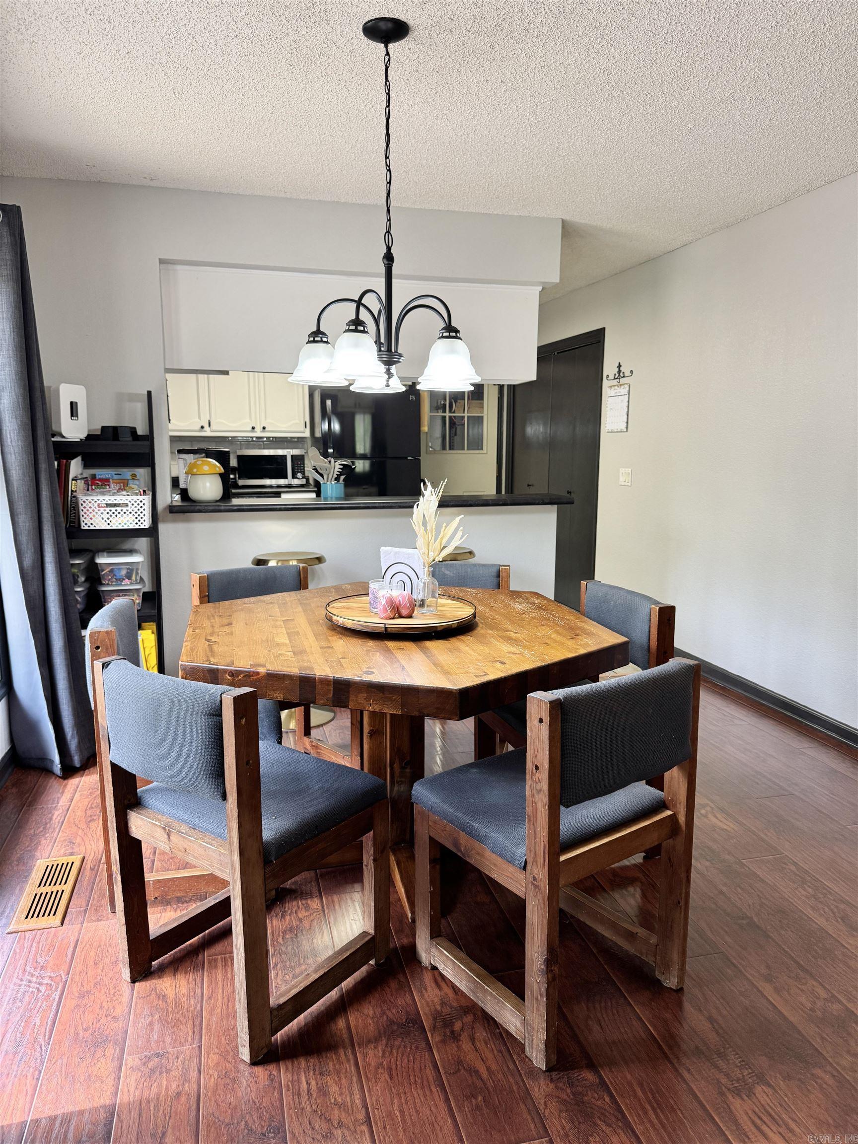25 Alba Place Property Photo 12