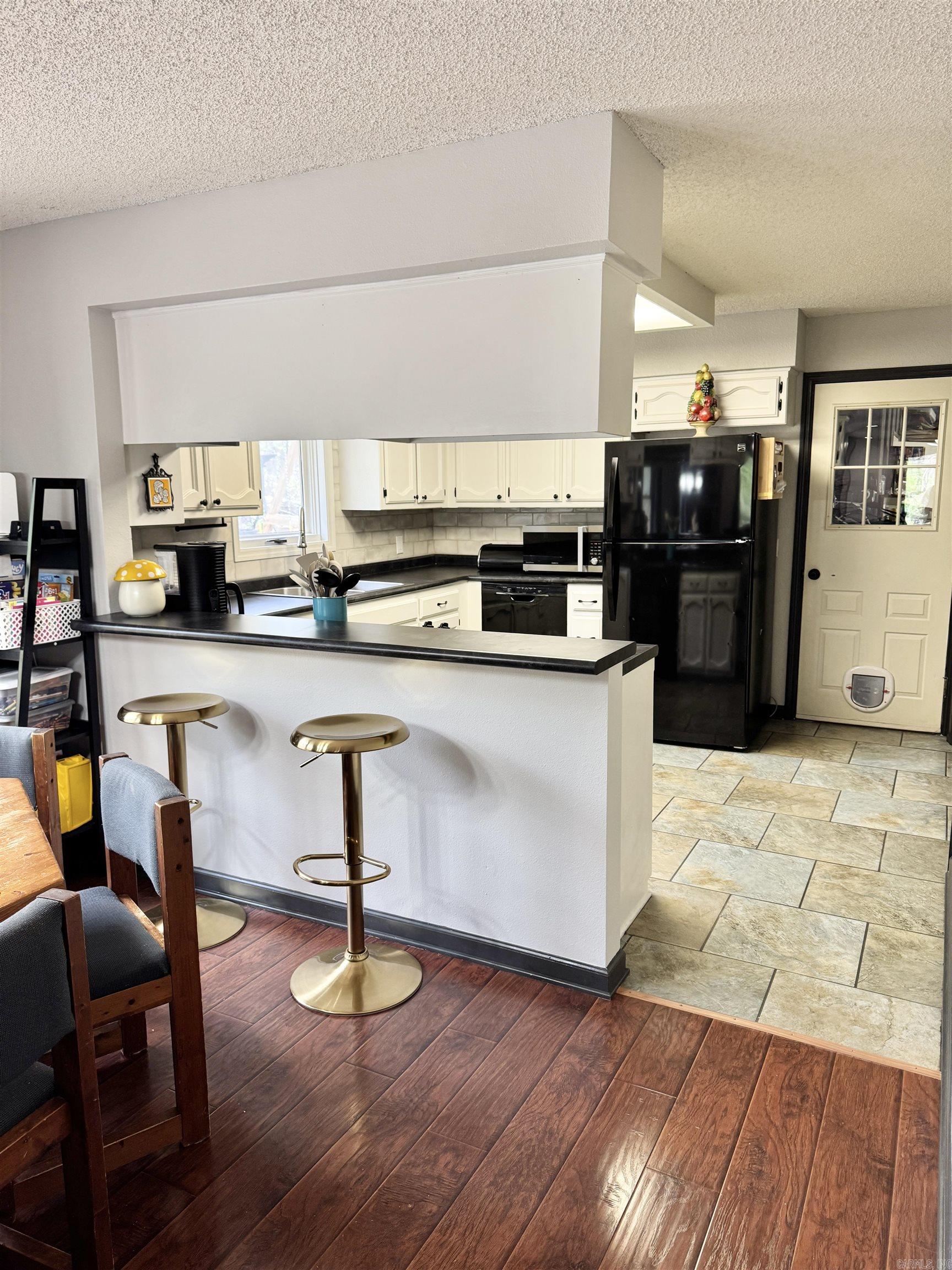25 Alba Place Property Photo 13
