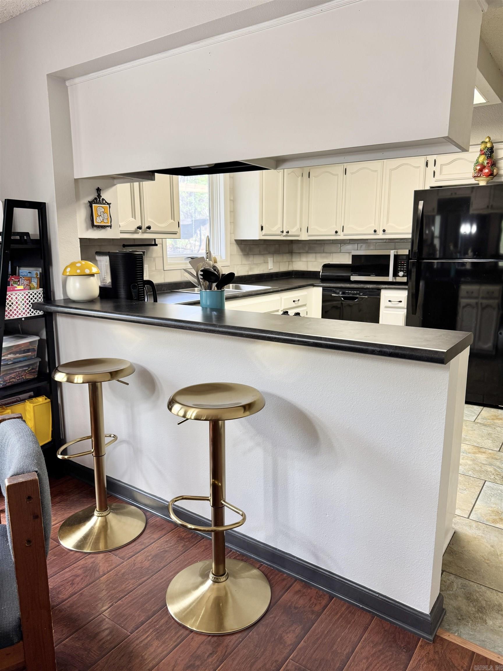 25 Alba Place Property Photo 14