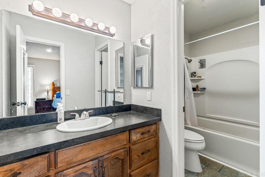 25 Alba Place Property Photo 22