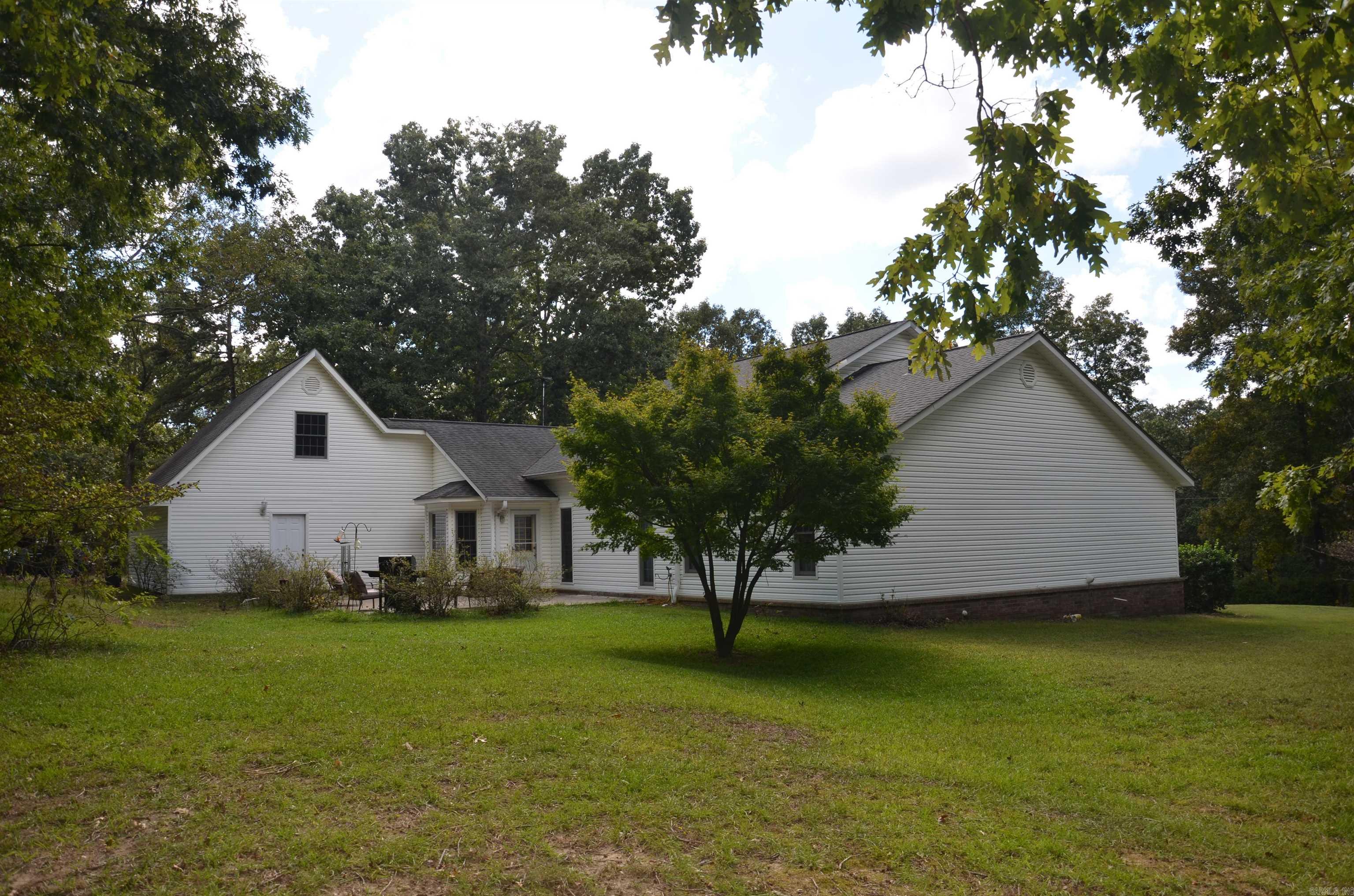 210 Deer Run Cove Property Photo 3