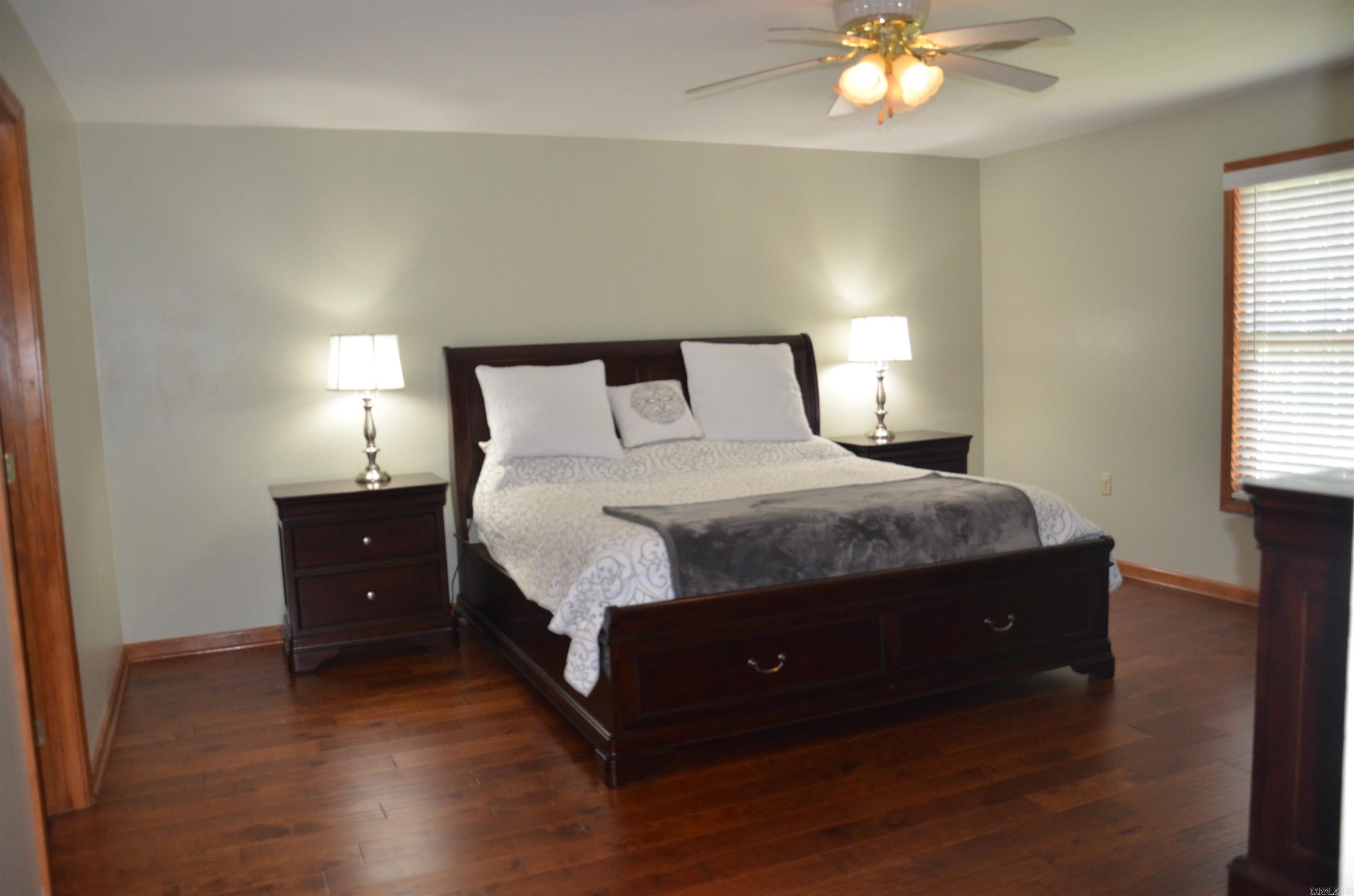 210 Deer Run Cove Property Photo 8