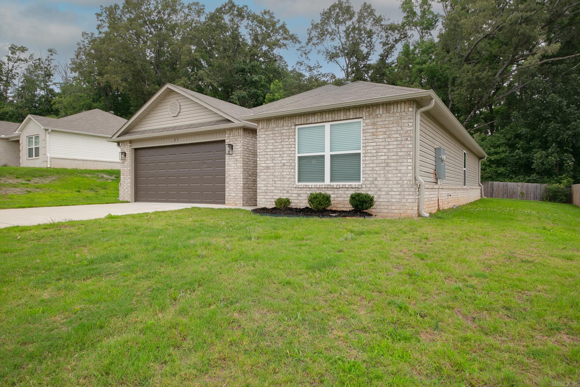 23 Erwin Drive Property Photo 3