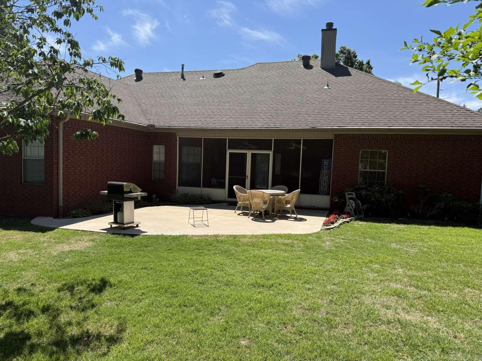 1800 Fox Meadow Lane Property Photo 3