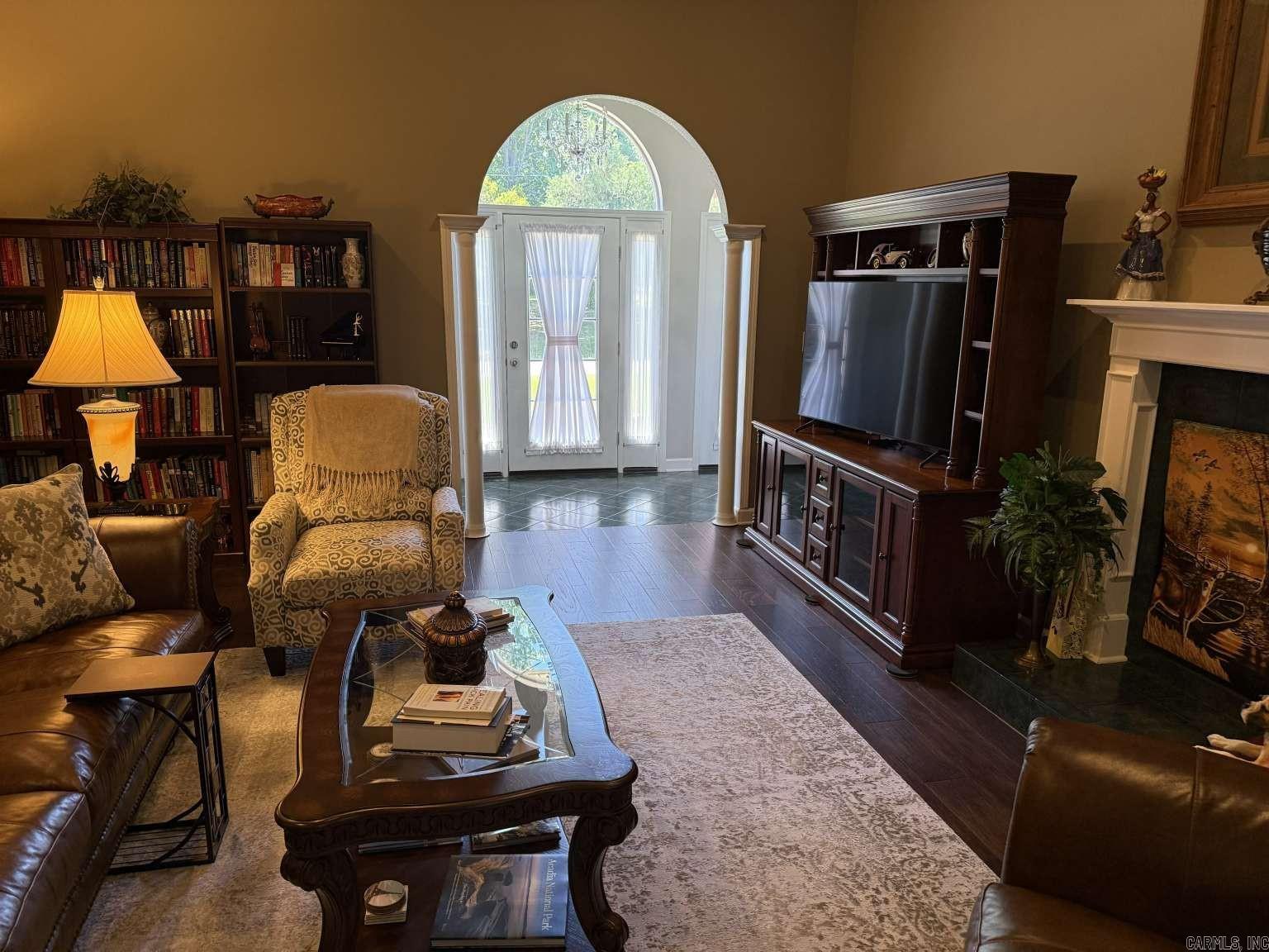 1800 Fox Meadow Lane Property Photo 6