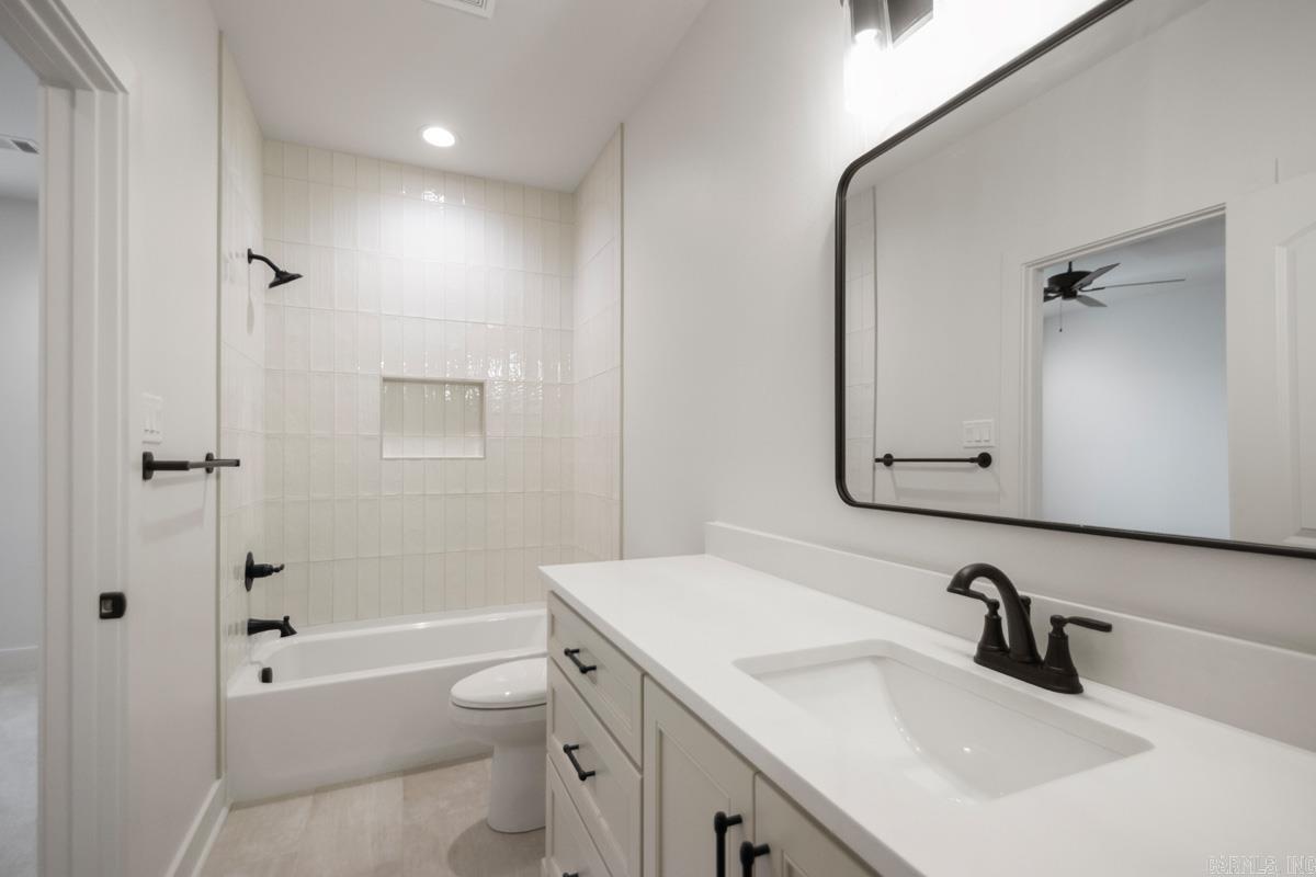 17105 Valley View Loop Property Photo 32