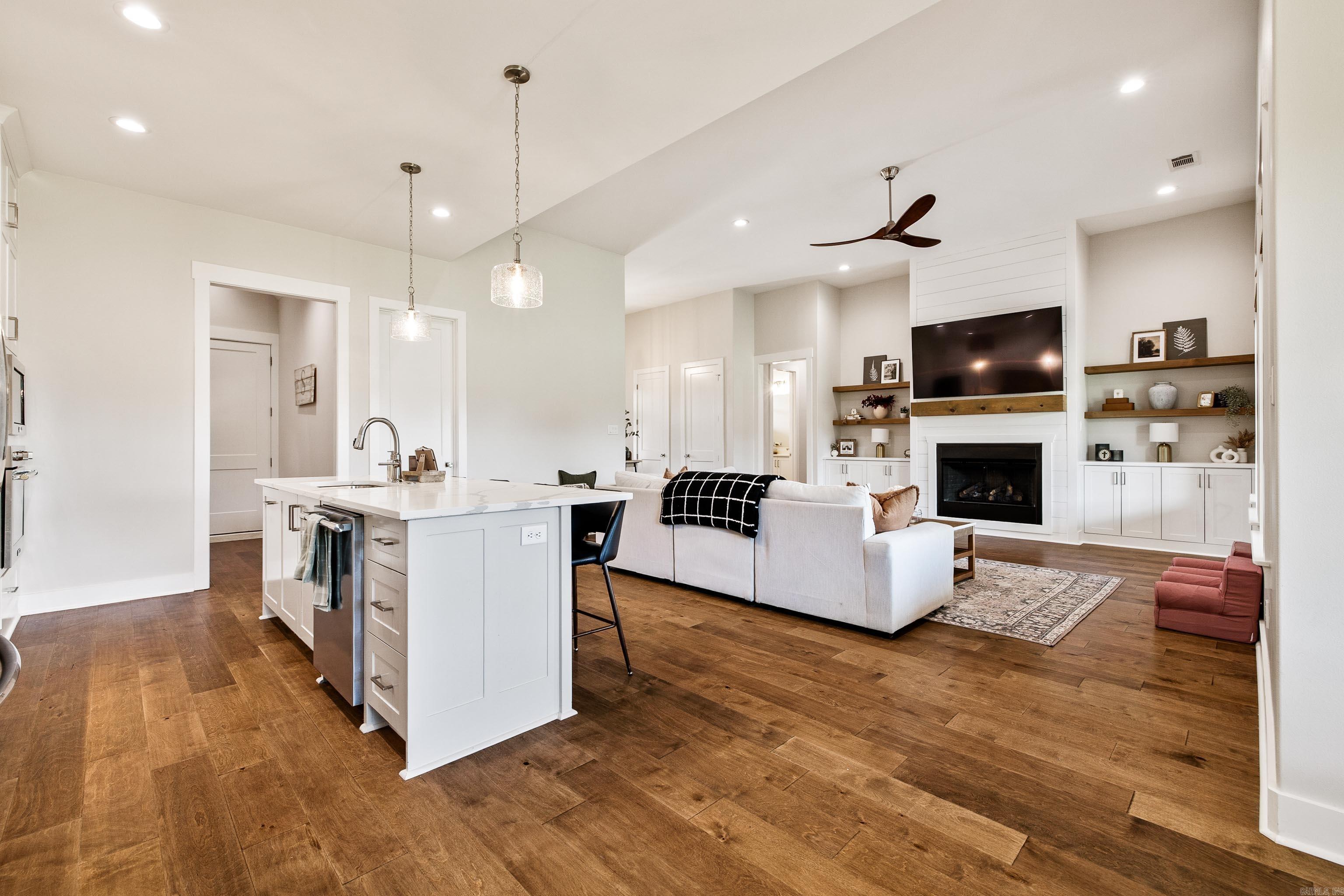 3016 Vincintage Cove Property Photo 19