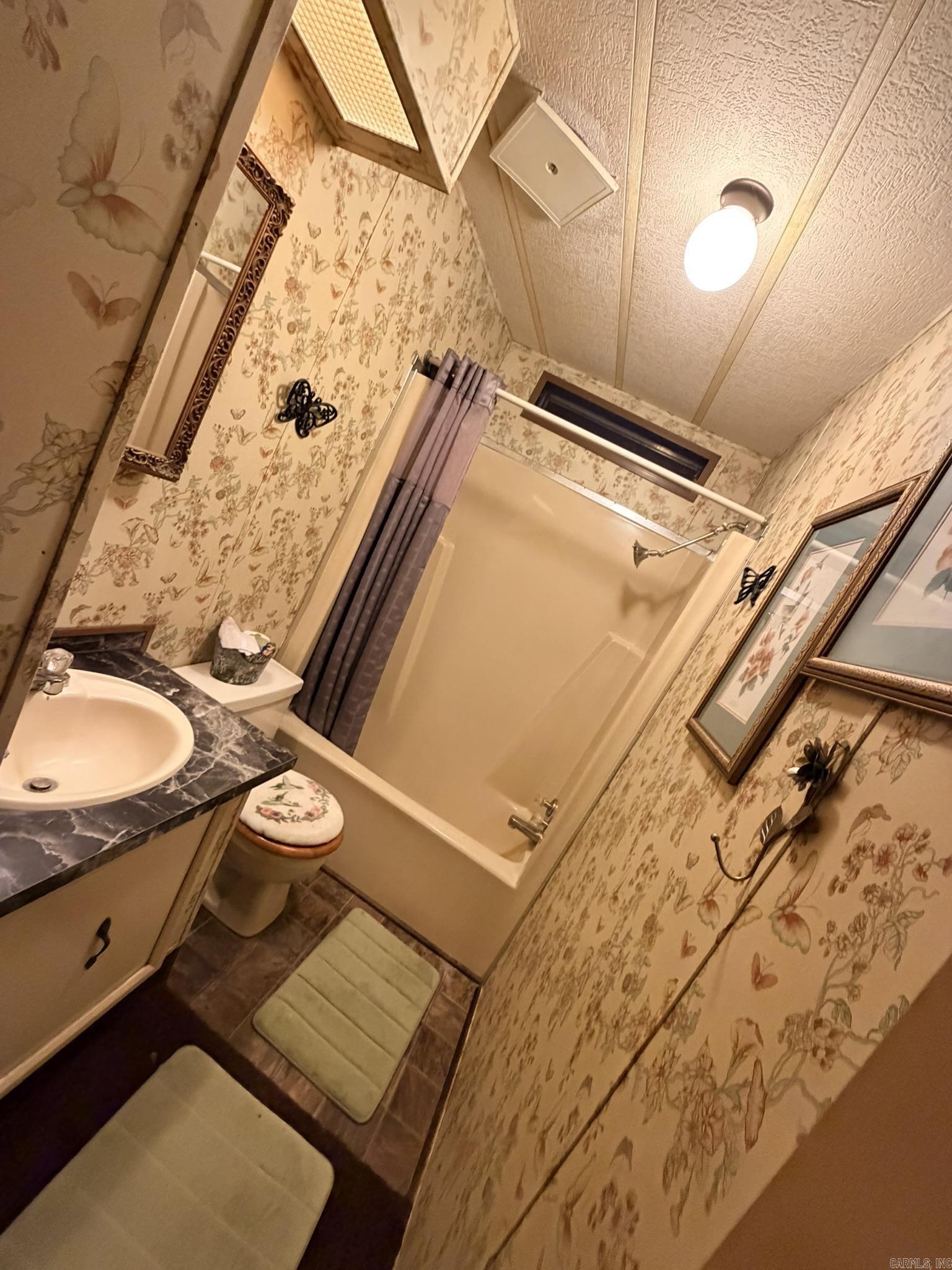 413 Ouachita 15 Property Photo 4