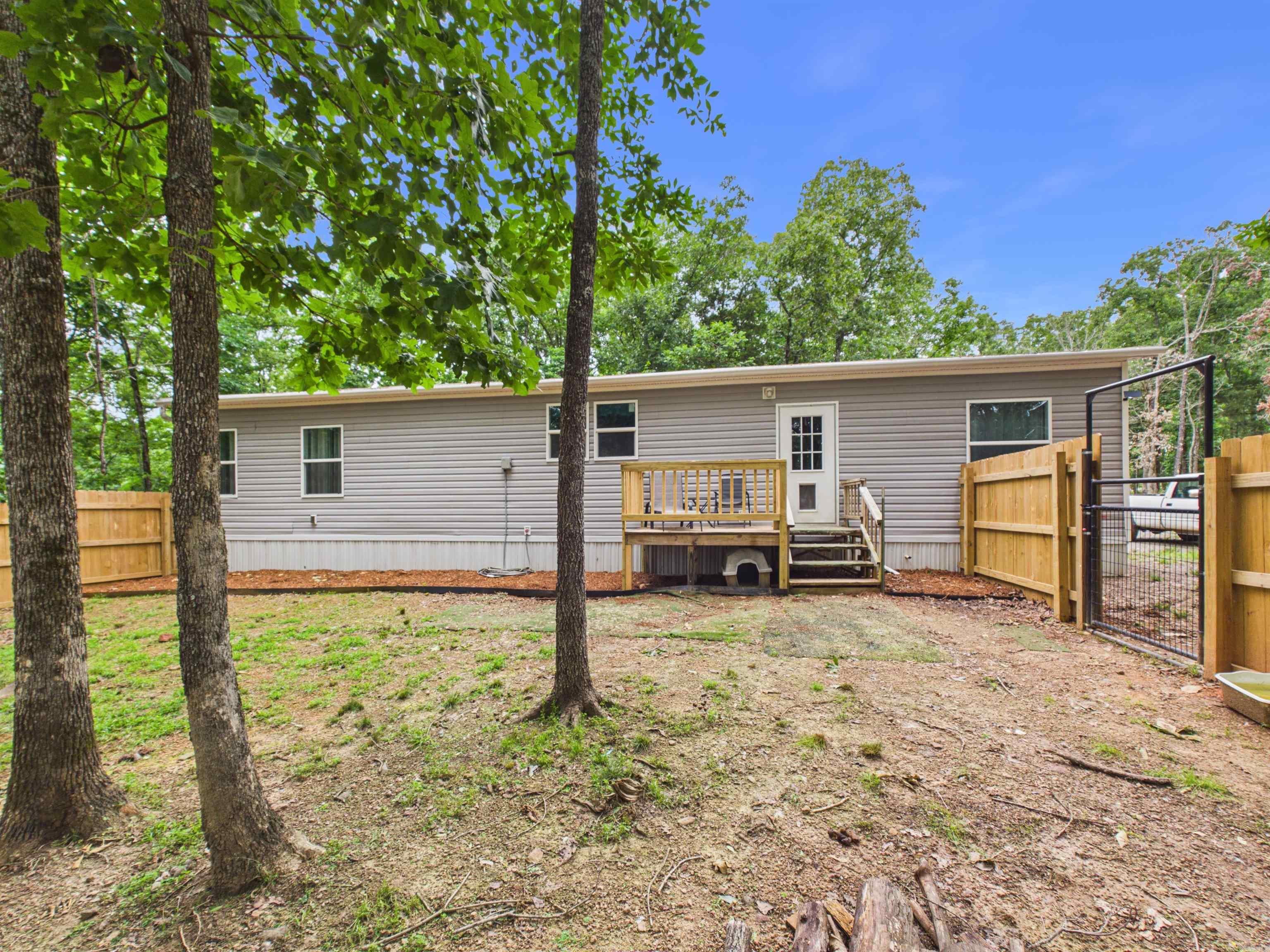 2973 Burnt Ridge Road Property Photo 3