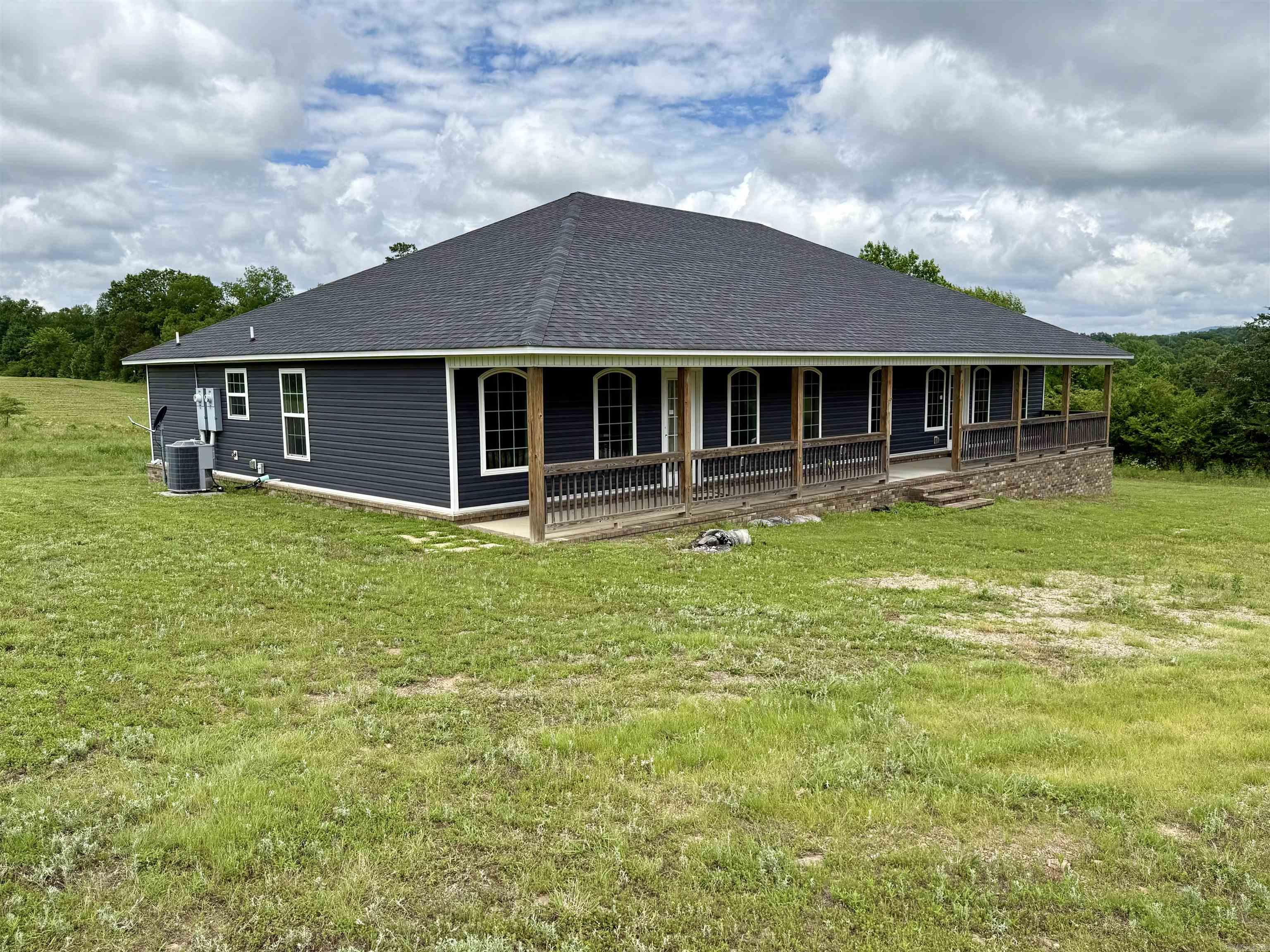 1364 Cr 3561 Property Photo 2