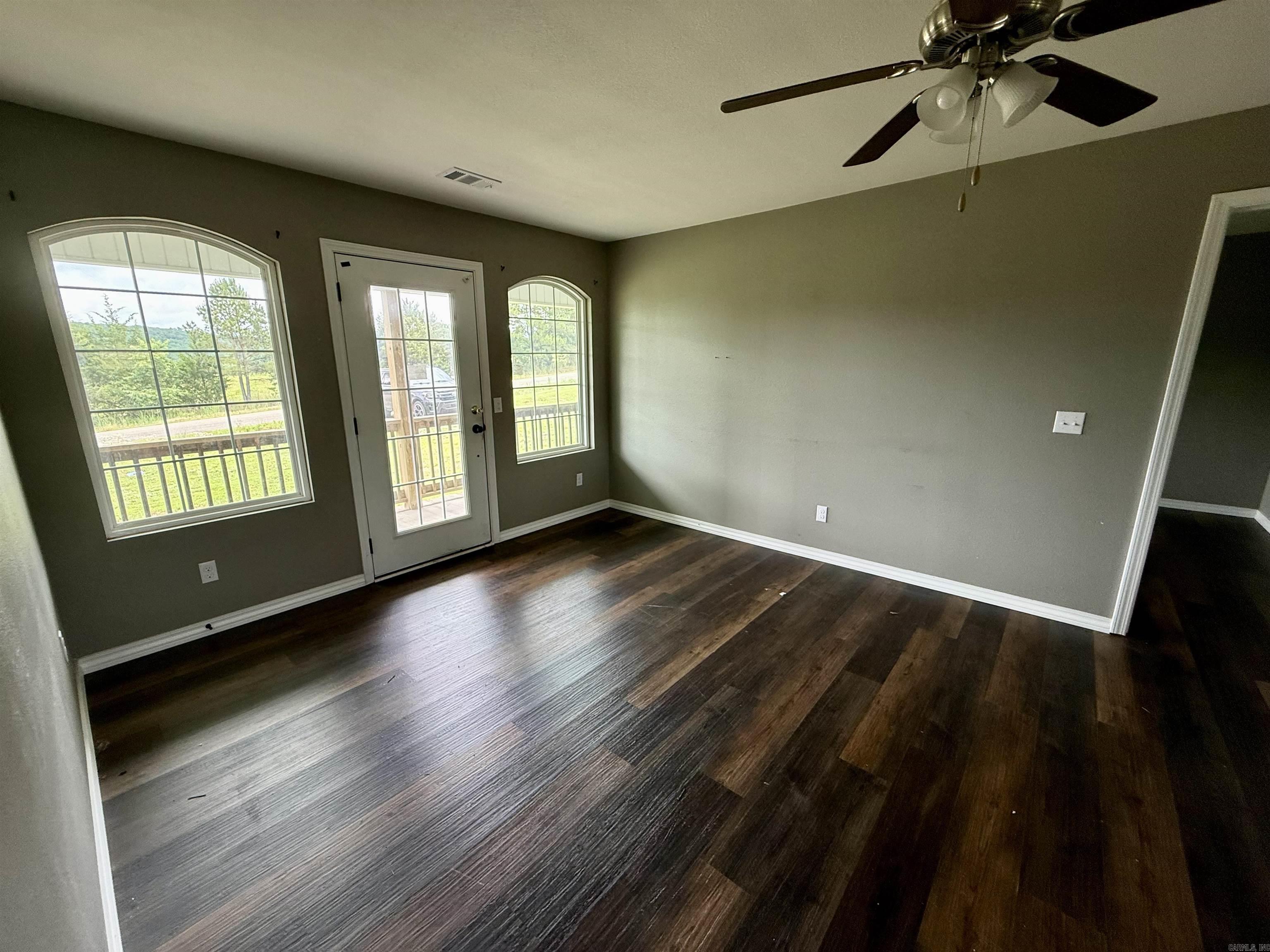 1364 Cr 3561 Property Photo 20