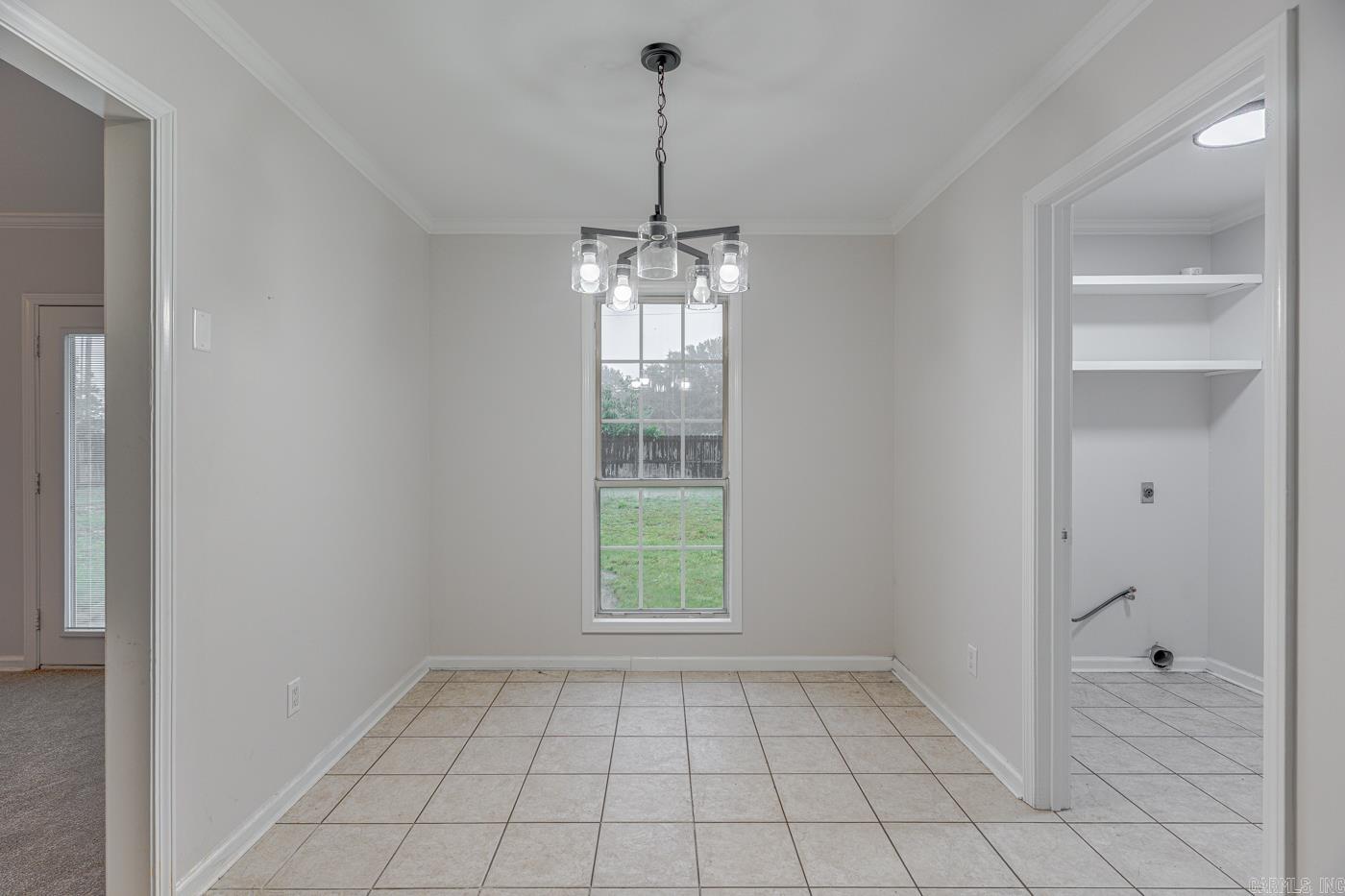 504 Honeysuckle Lane Property Photo 17