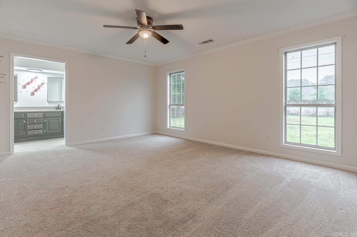 504 Honeysuckle Lane Property Photo 18