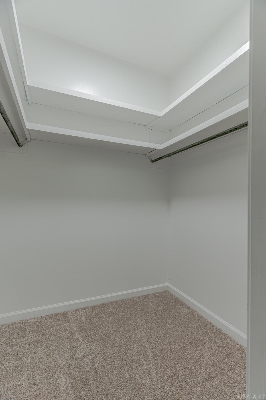 504 Honeysuckle Lane Property Photo 22