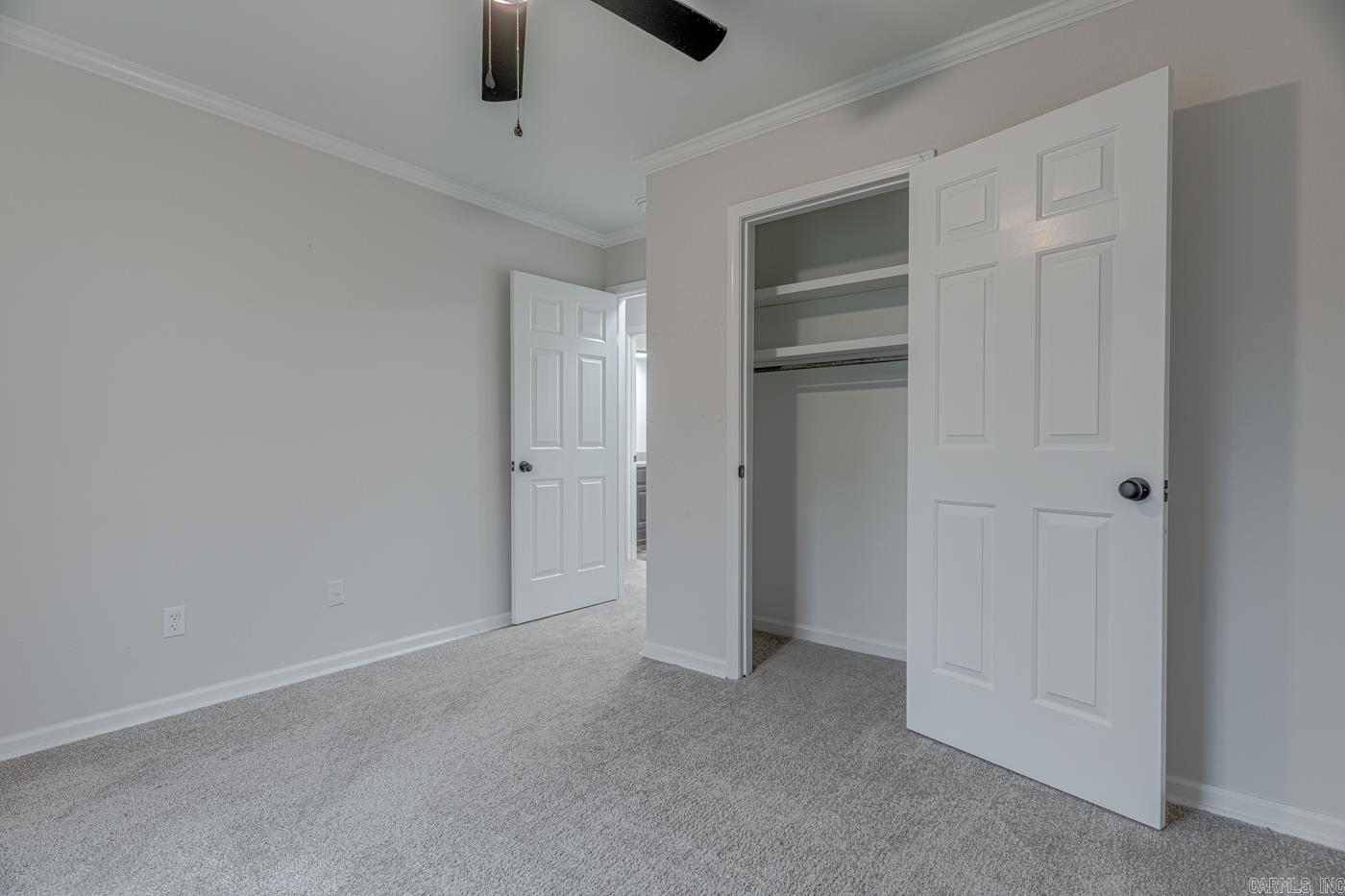504 Honeysuckle Lane Property Photo 24