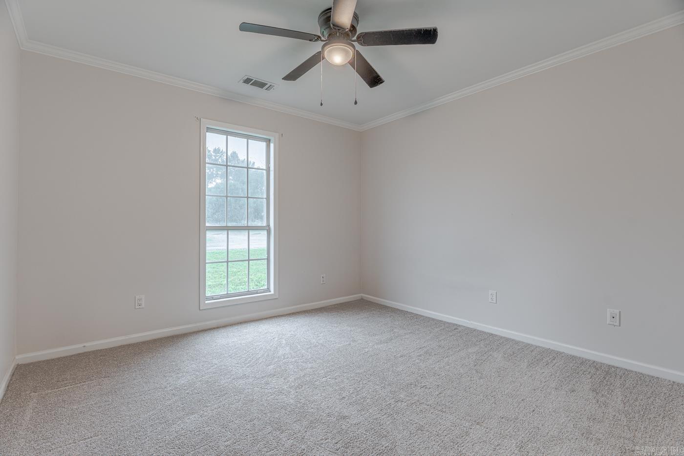 504 Honeysuckle Lane Property Photo 25