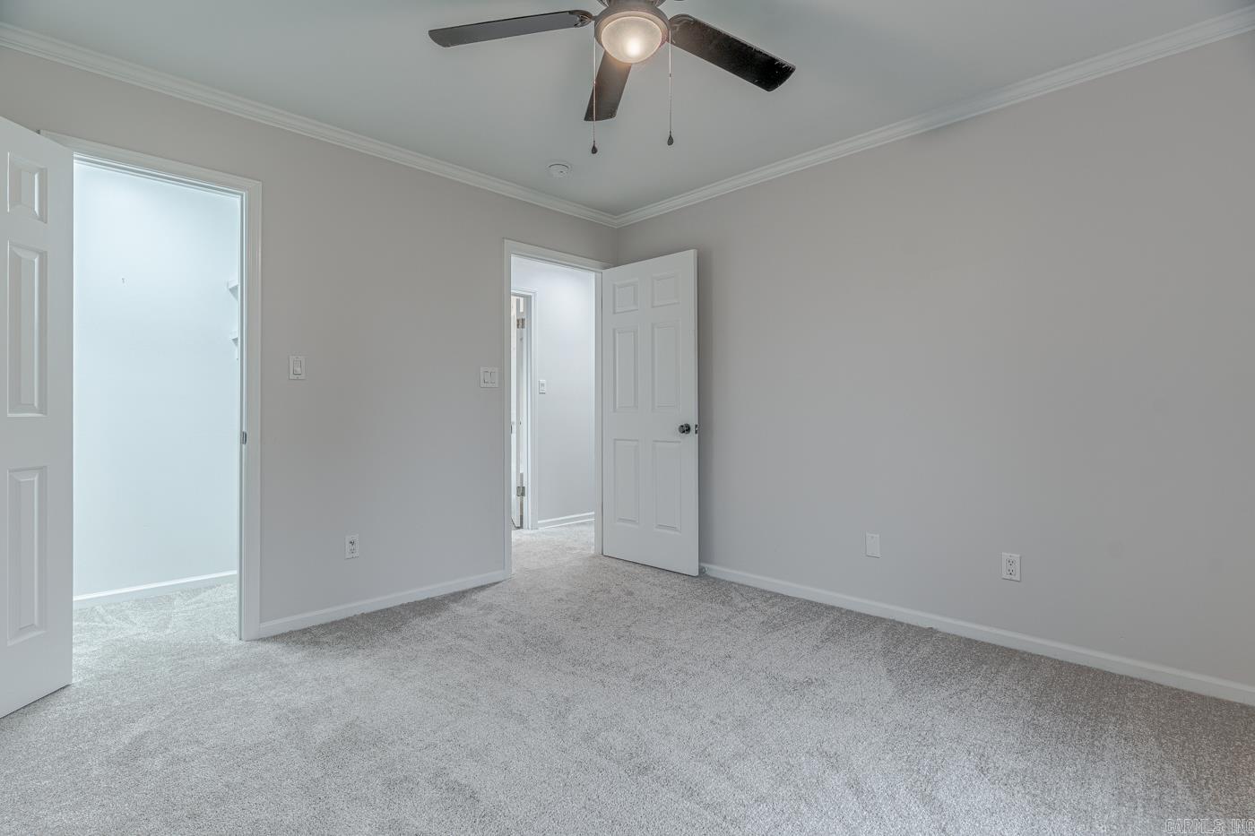 504 Honeysuckle Lane Property Photo 26